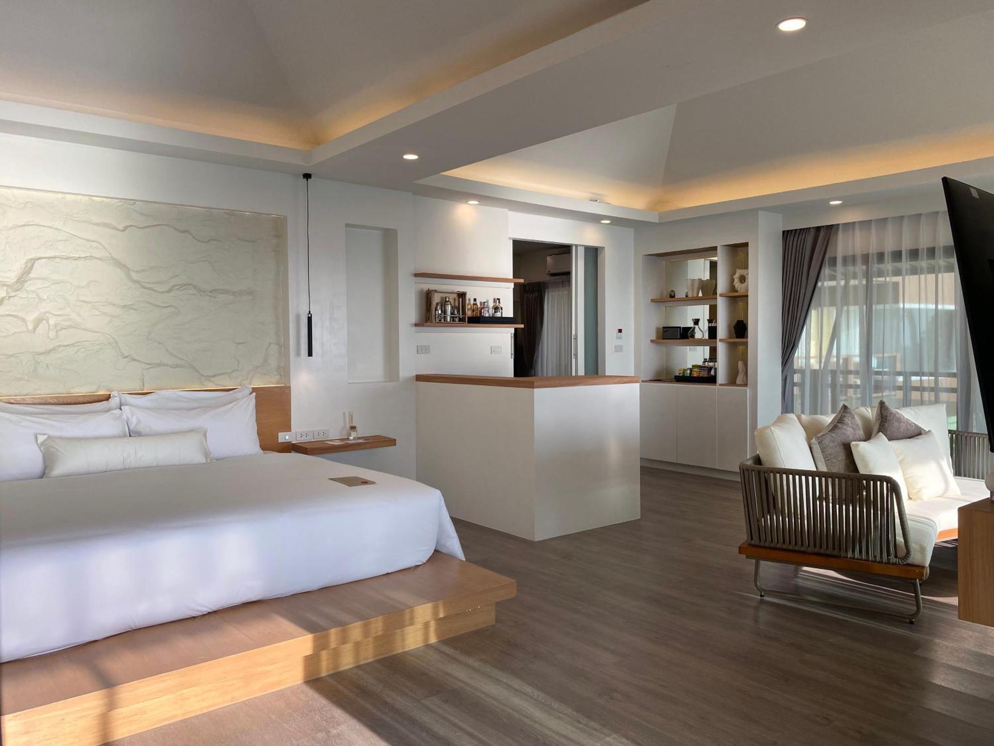 Anona Sunset Boutique 5* Ban Karon