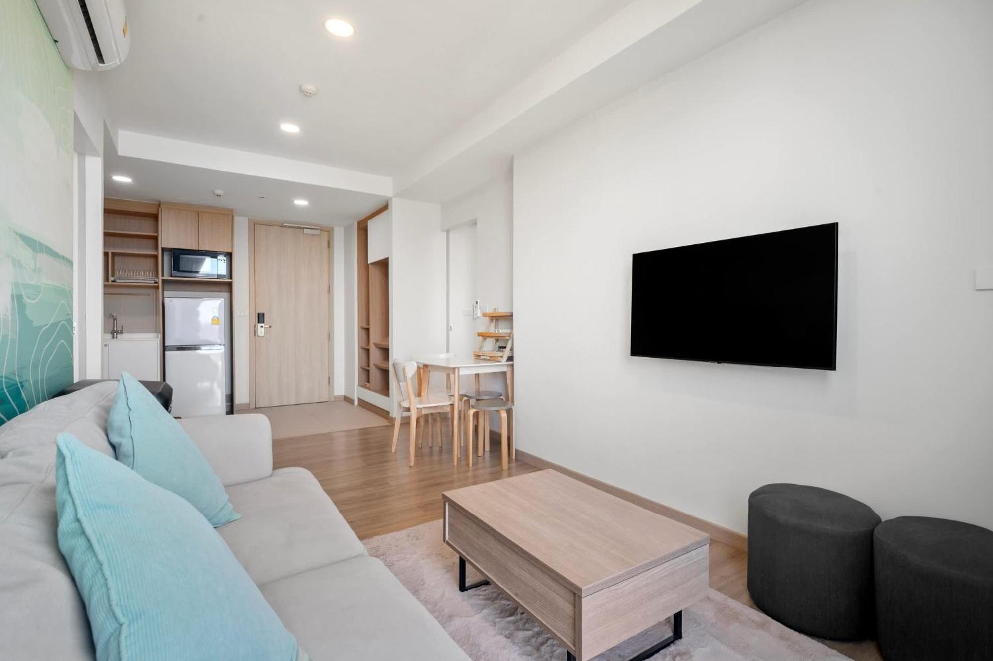 Skypark Aurora By Banyan Living Apartment *