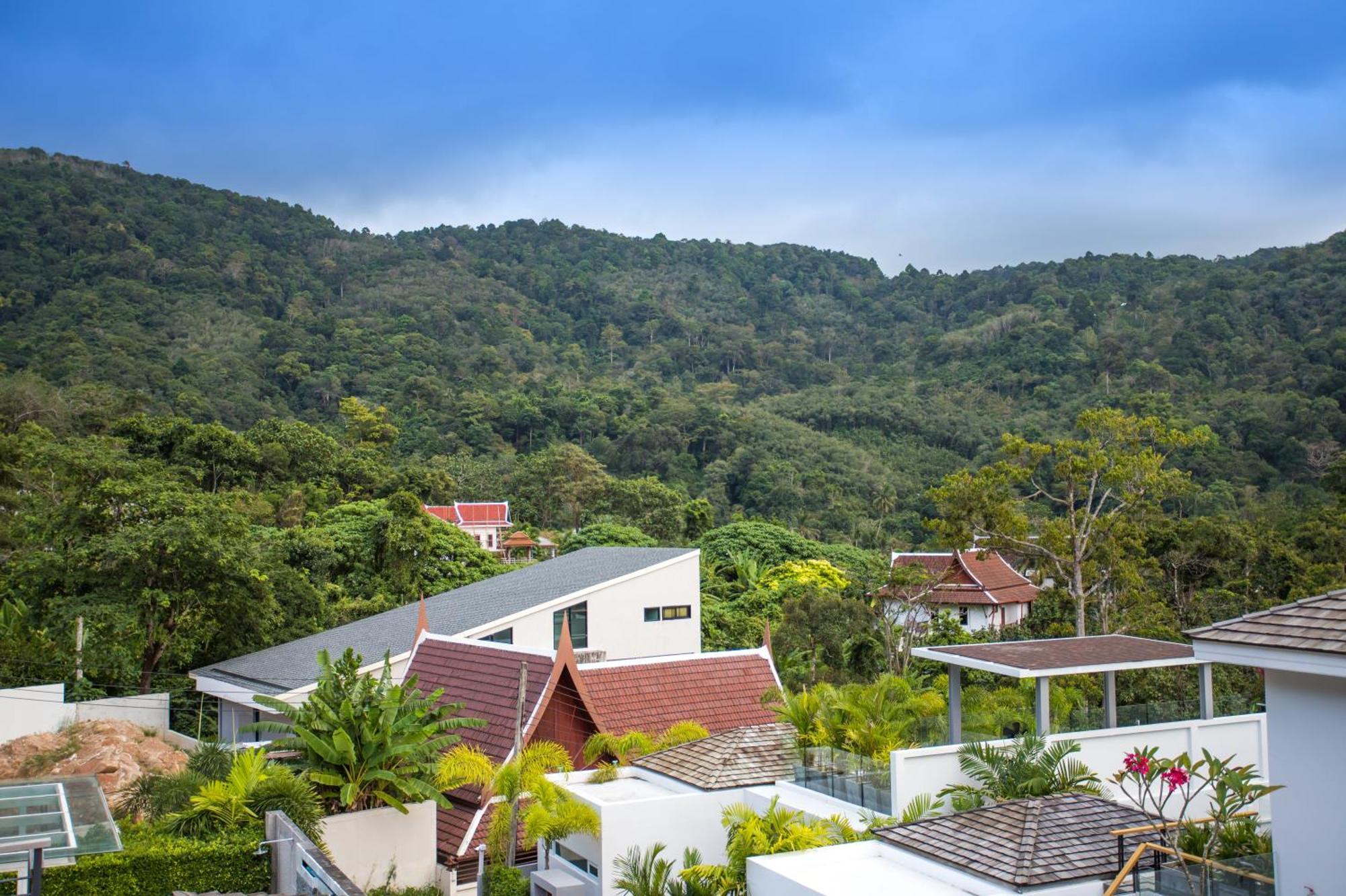Private 4br Pool Skylight With Stunning Views Of Hills Villa *