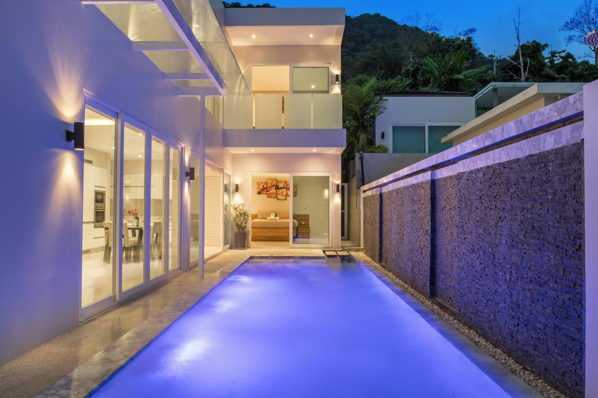 Villa Private 4br Pool Skylight With Stunning Views Of Hills *