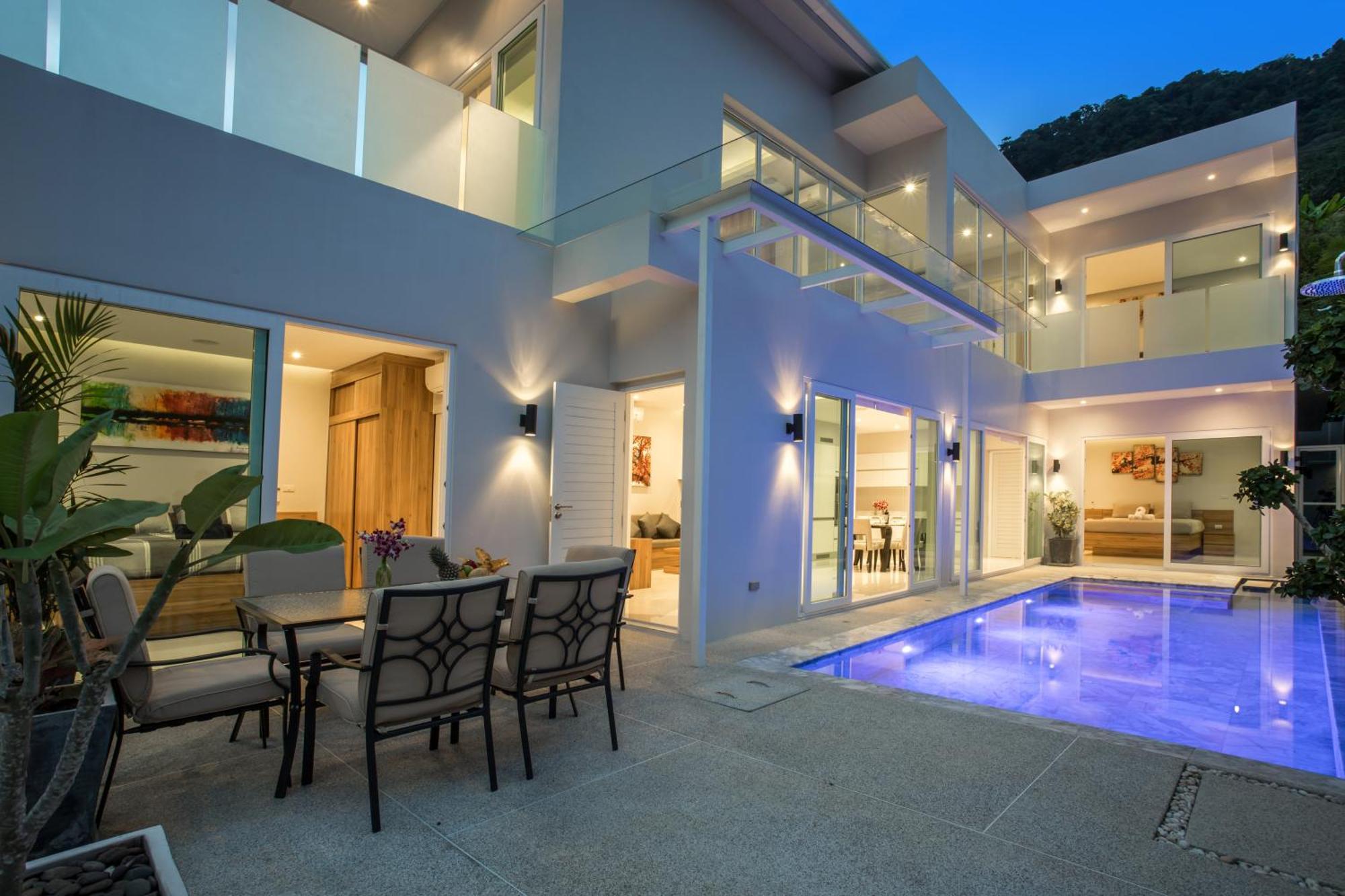 Villa Private 4br Pool Skylight With Stunning Views Of Hills *