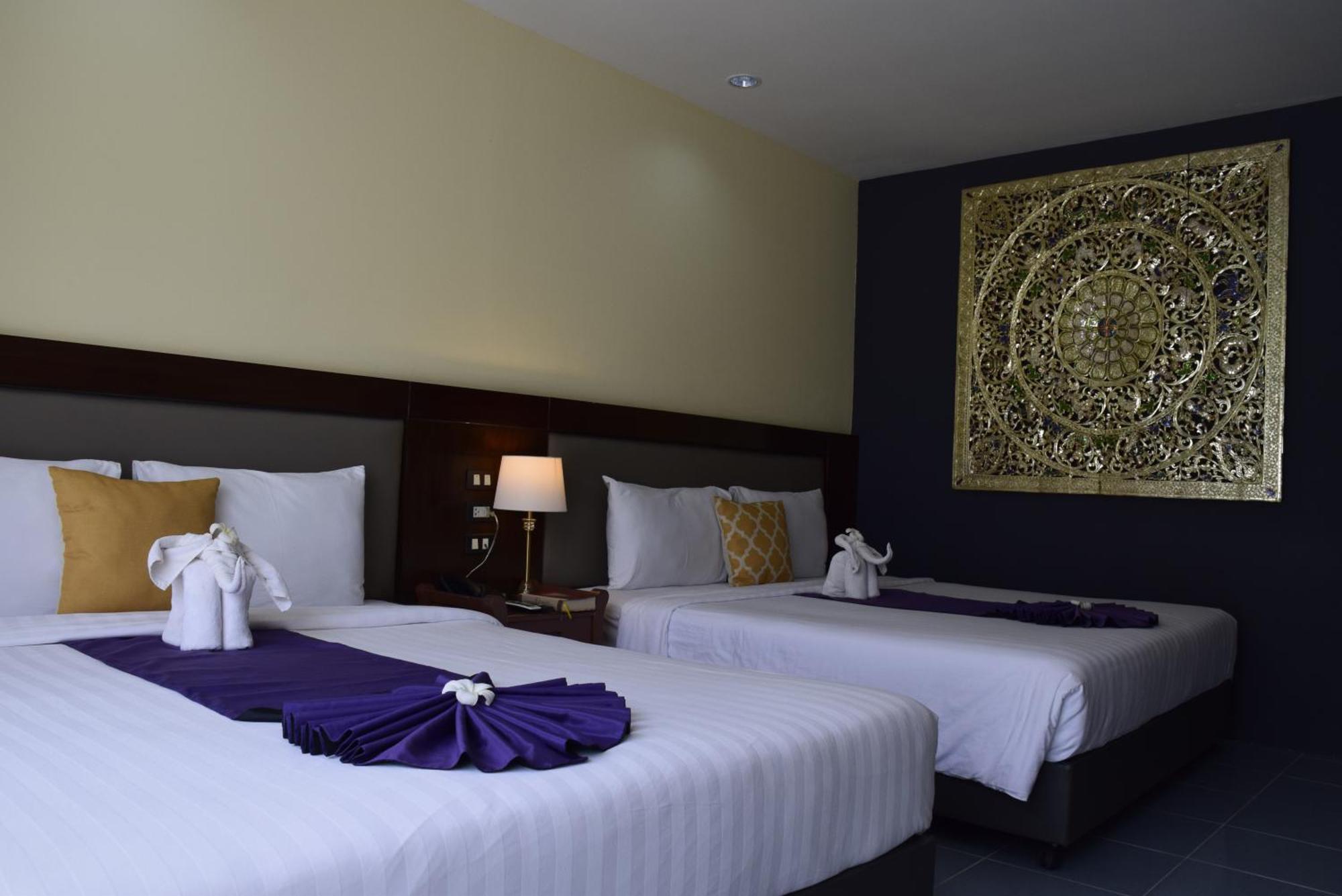 Blue Grand And In Chalong Phuket By Dayuu Resort Ban Saiyuan