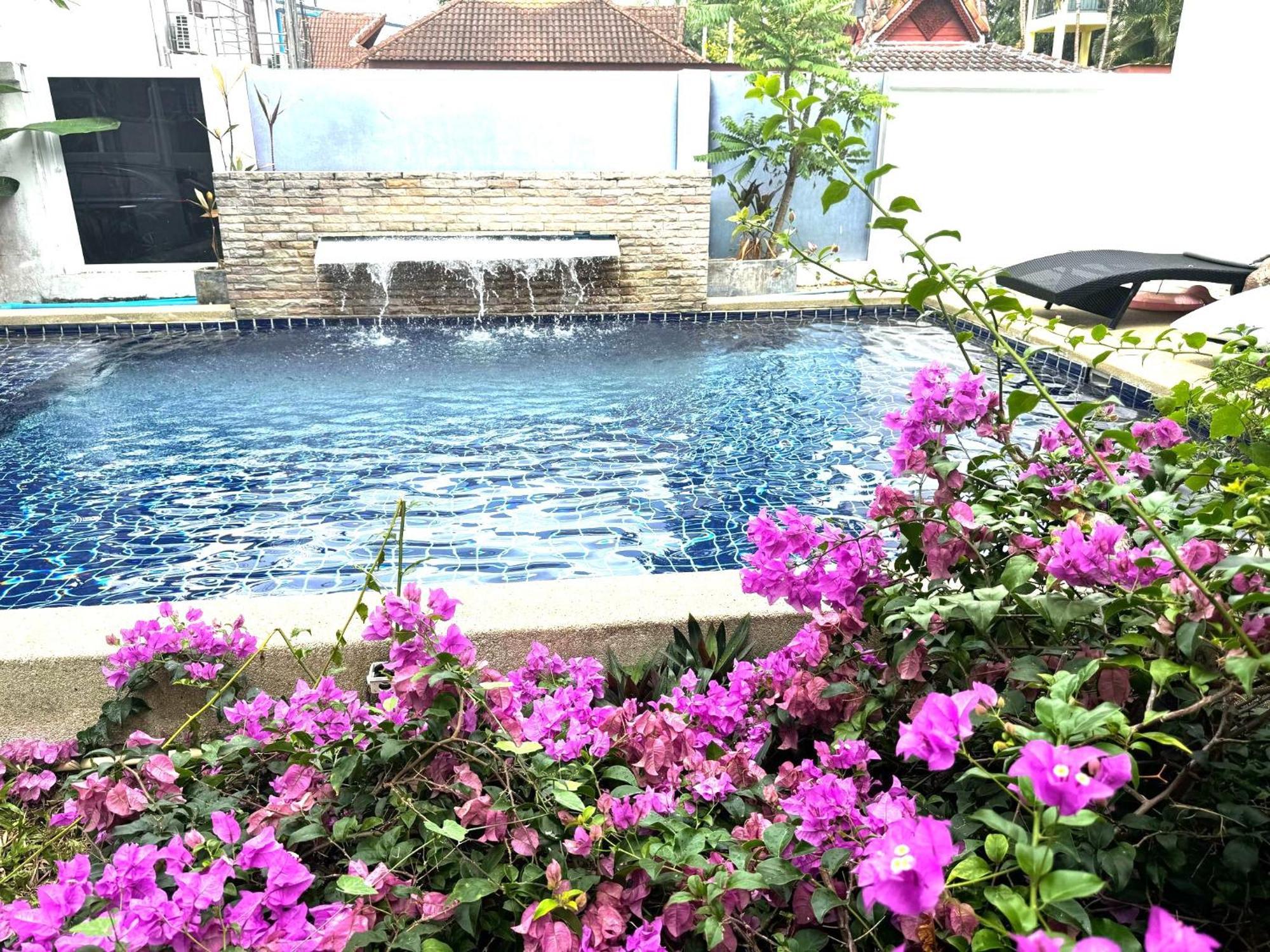 Cheloni 2 Bedrooms Vila