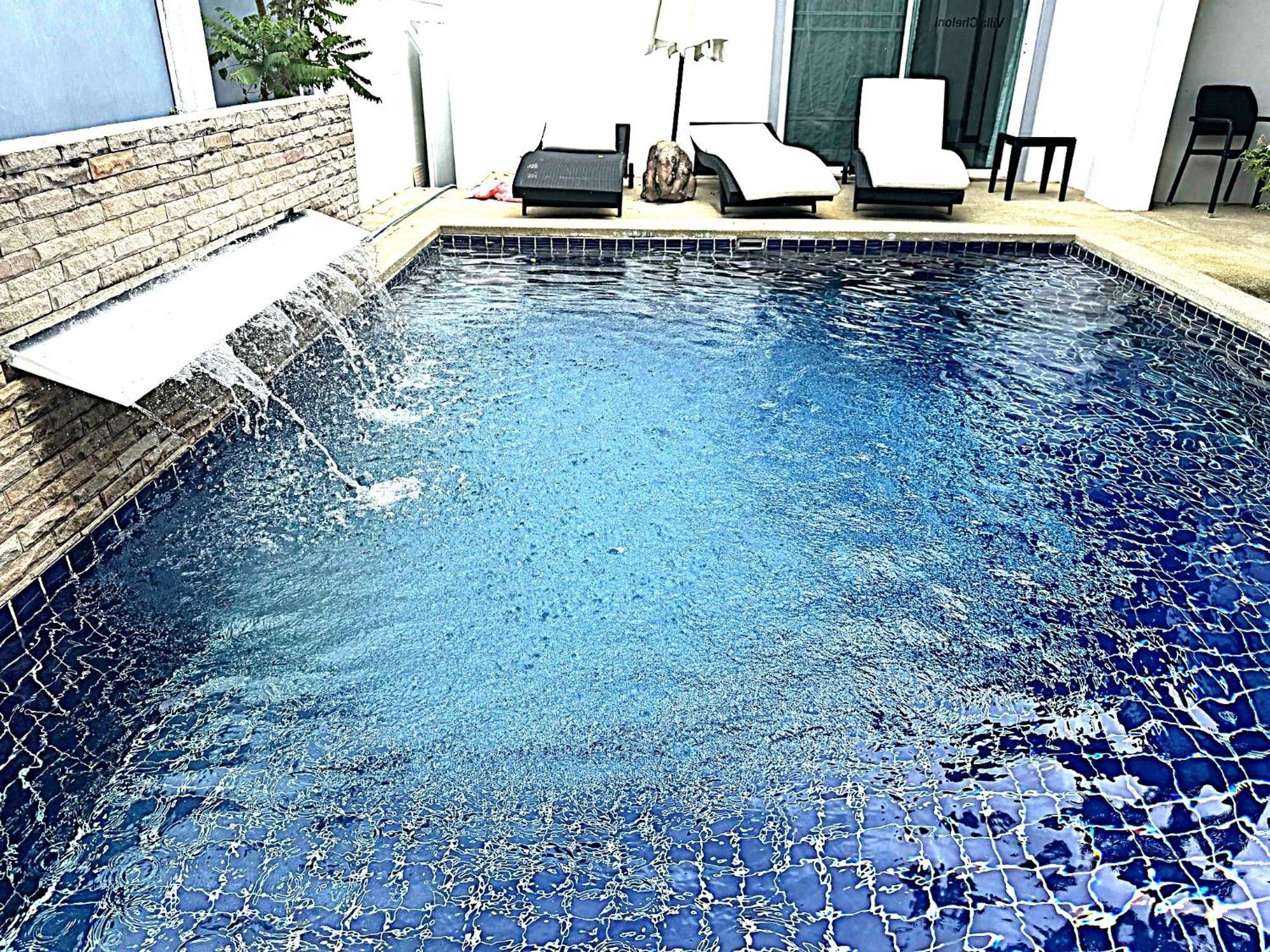 Cheloni 2 Bedrooms Pantai Kamala