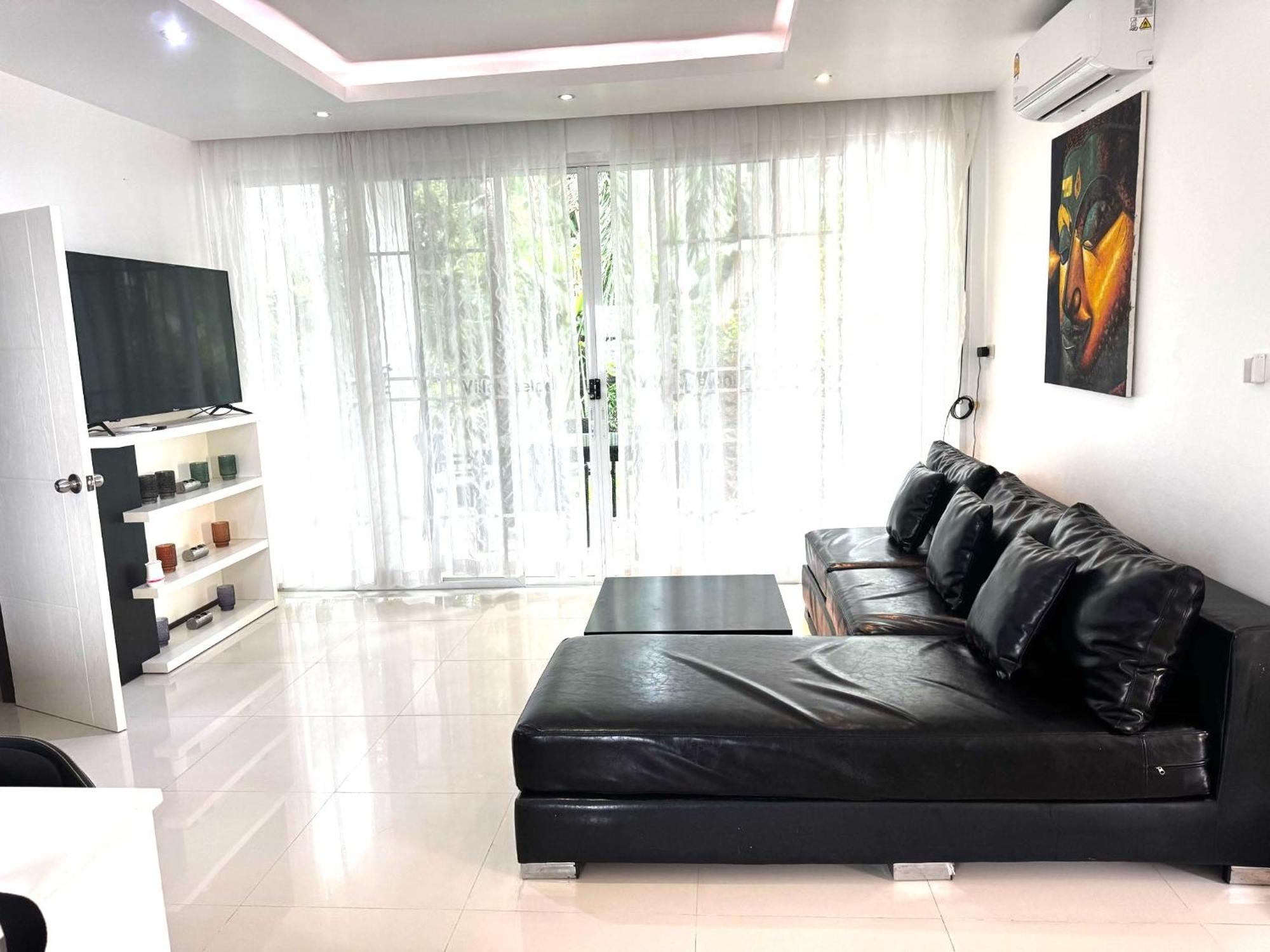 Cheloni 2 Bedrooms Vila