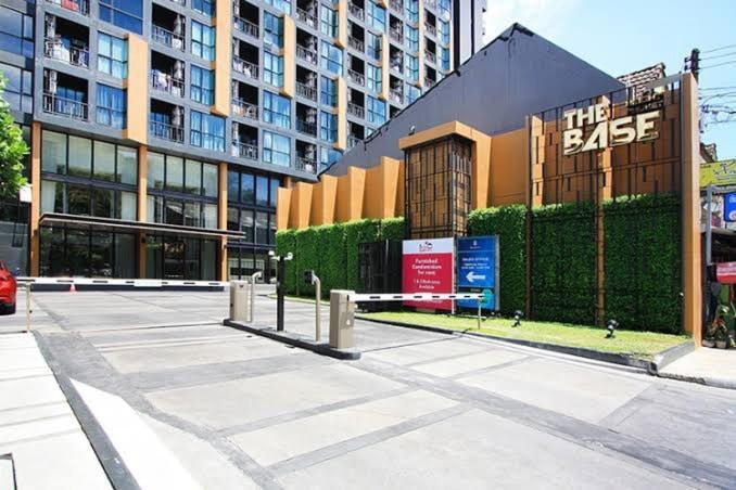 The Base Height With Rooftop Infinity Pool * Ban Sam Kong