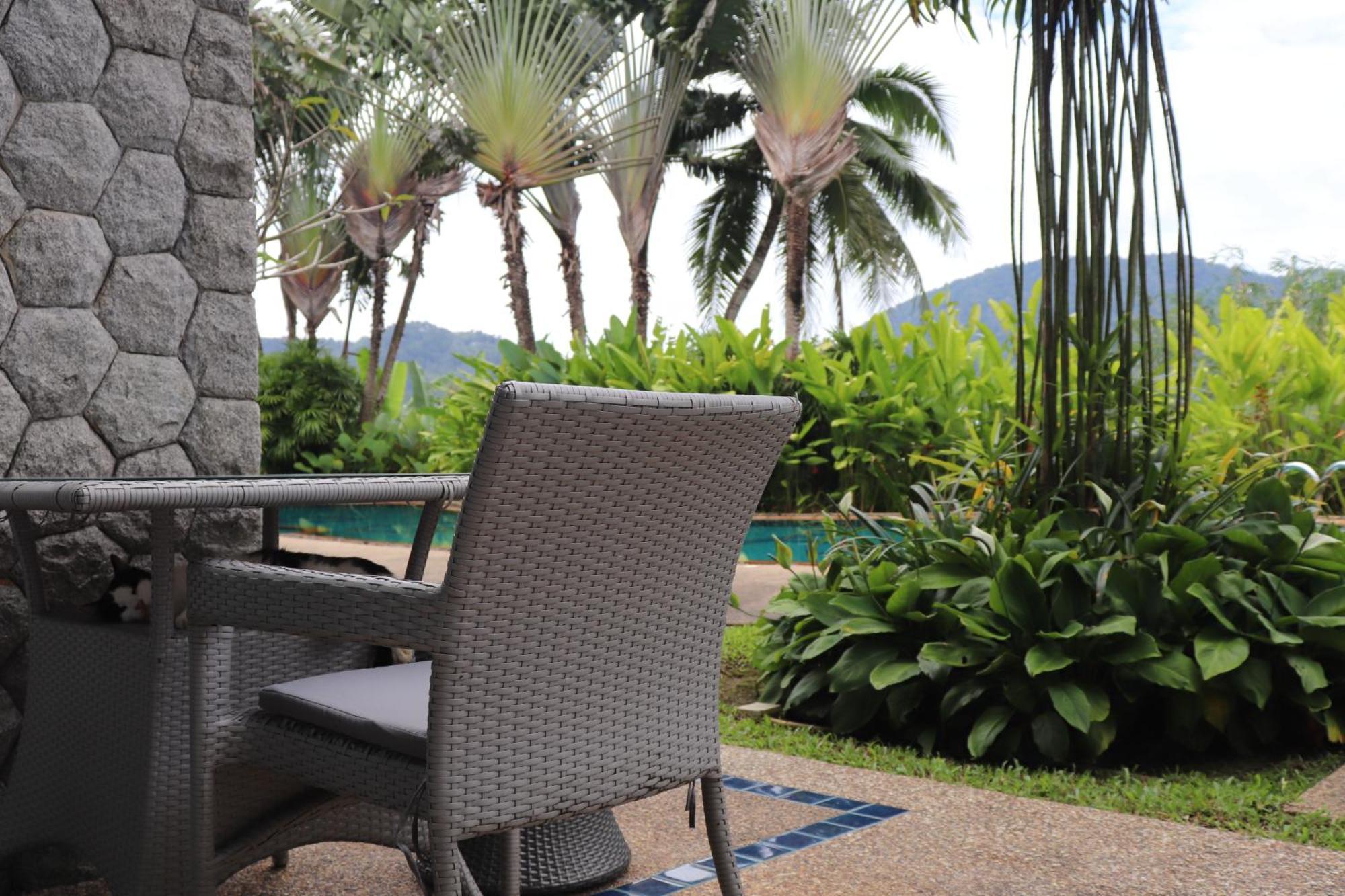 3 Bedroom Townhouse - Phuket Golf & * Ban Thung Thong