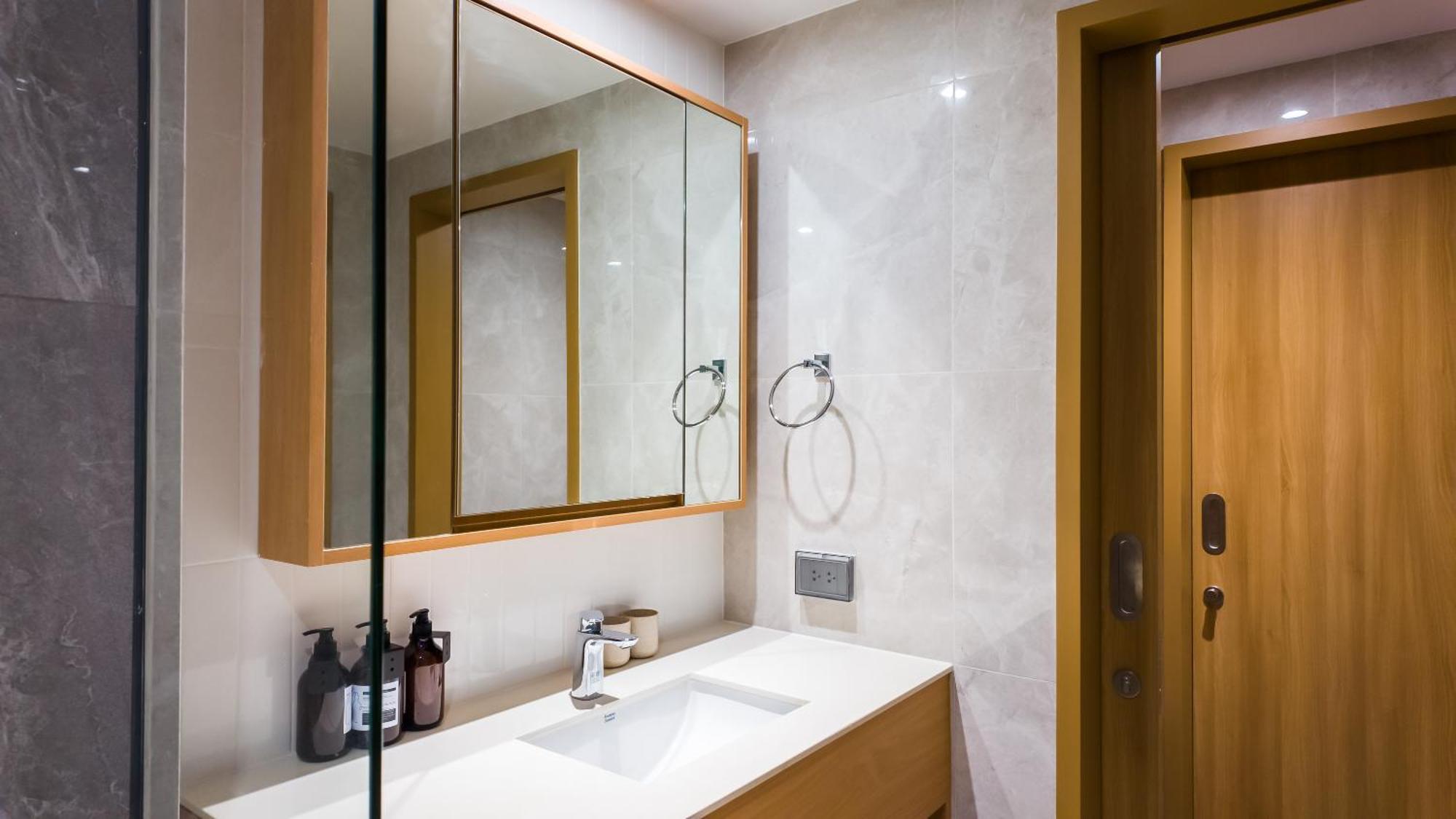 Apartment In Beachside Bangtao