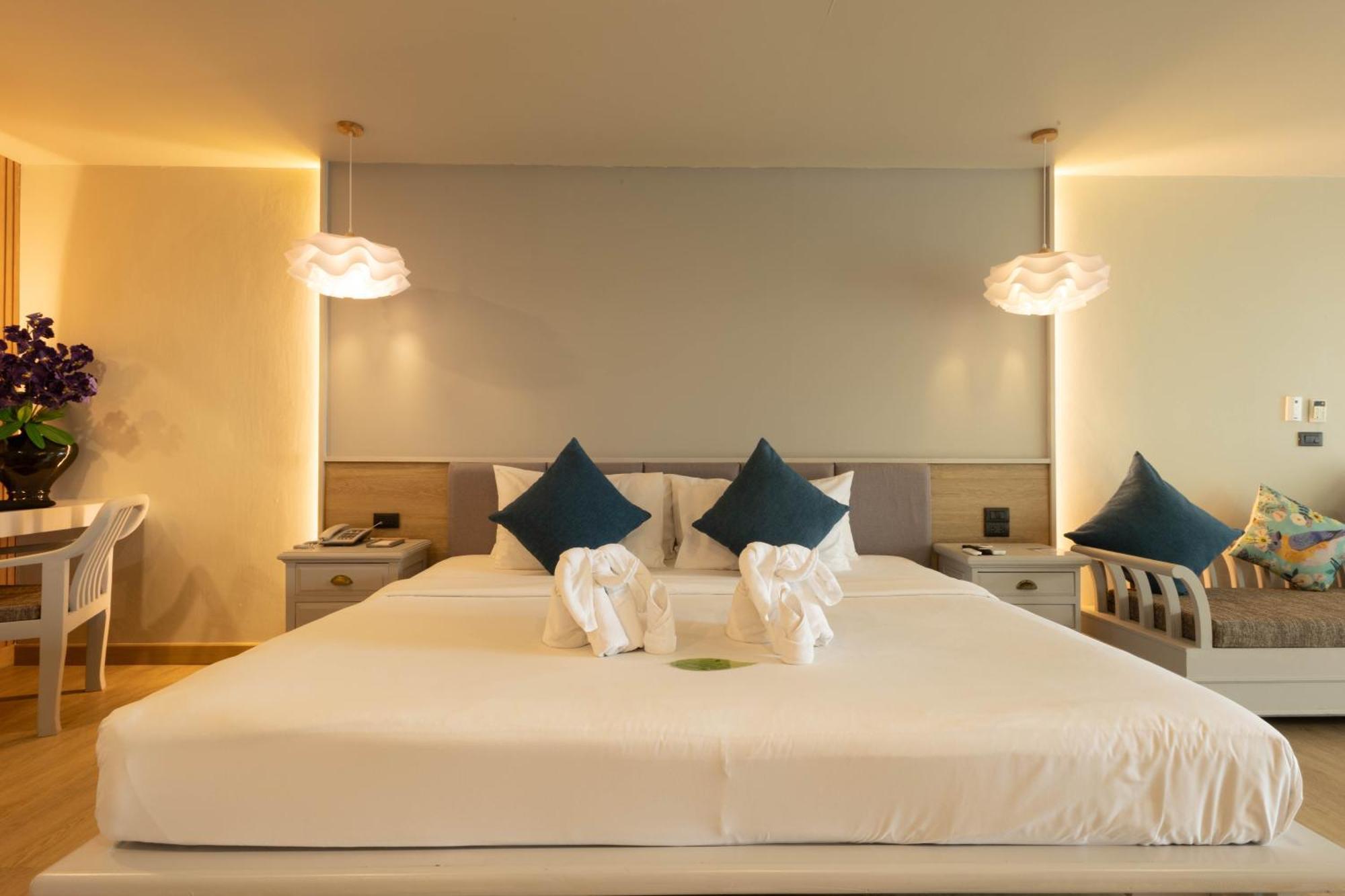 Resort Andaman Cannacia & - Sha Extra
