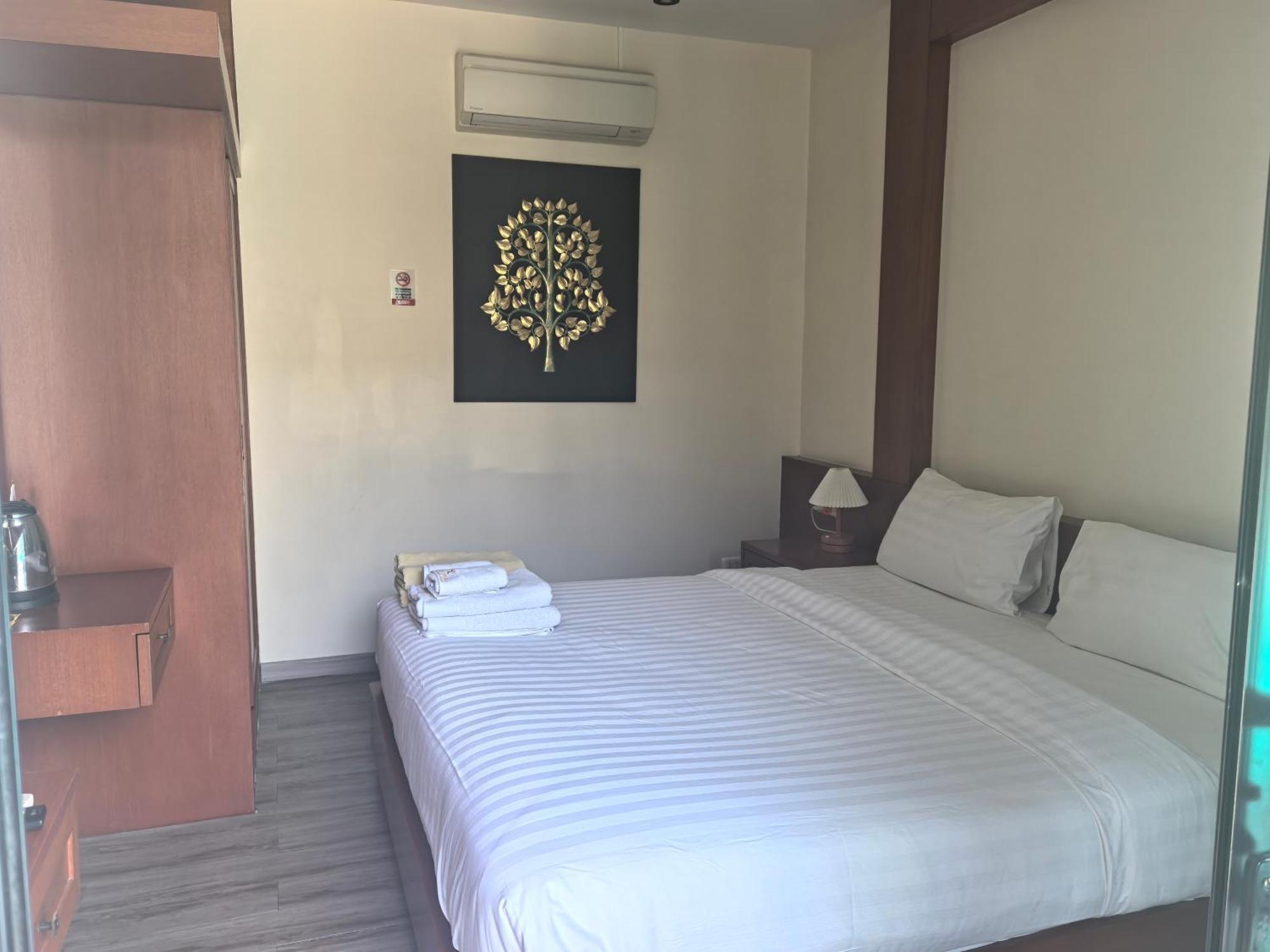 Phuket Meet 普吉岛相遇花园度假酒店 4*