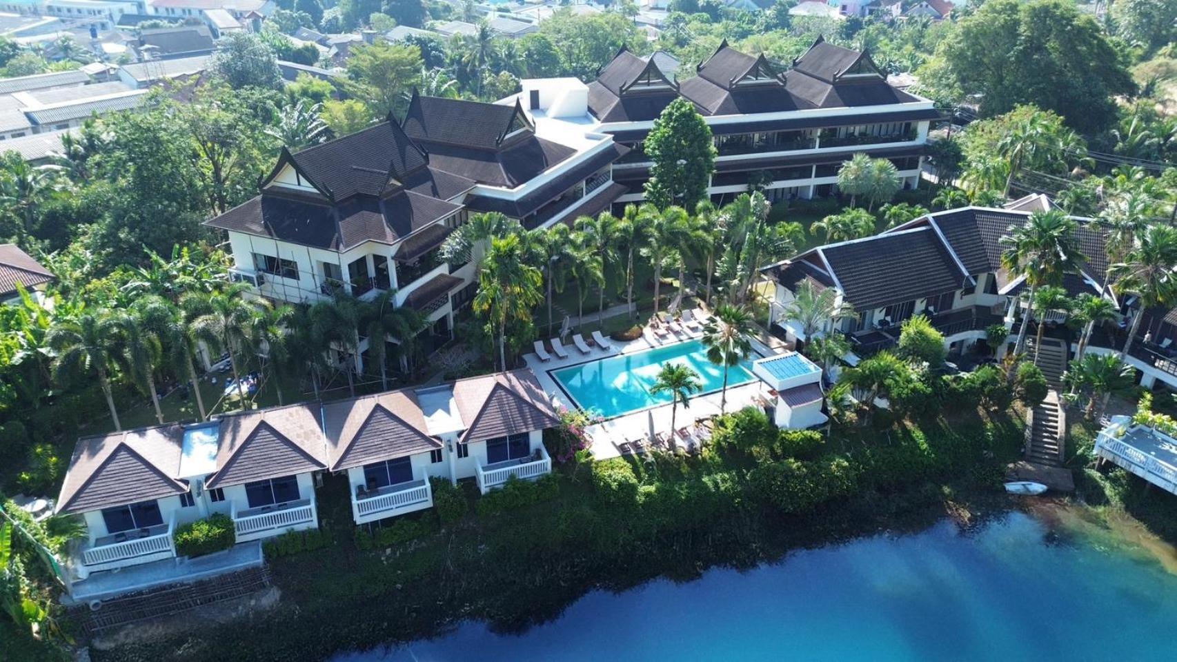 Serenity Lakeside Hotel