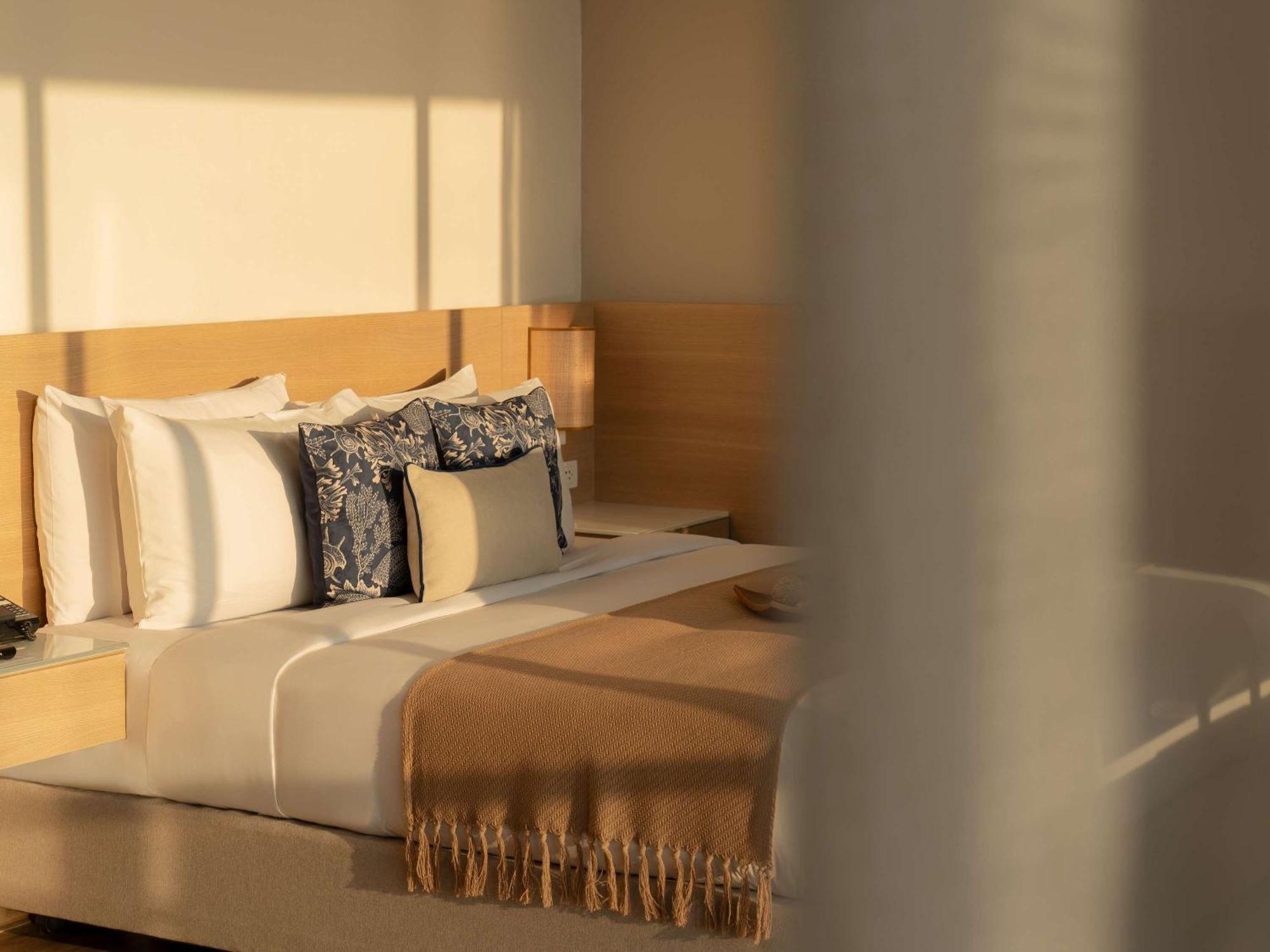 Andaman Phuket - Handwritten Collection 4* Patong