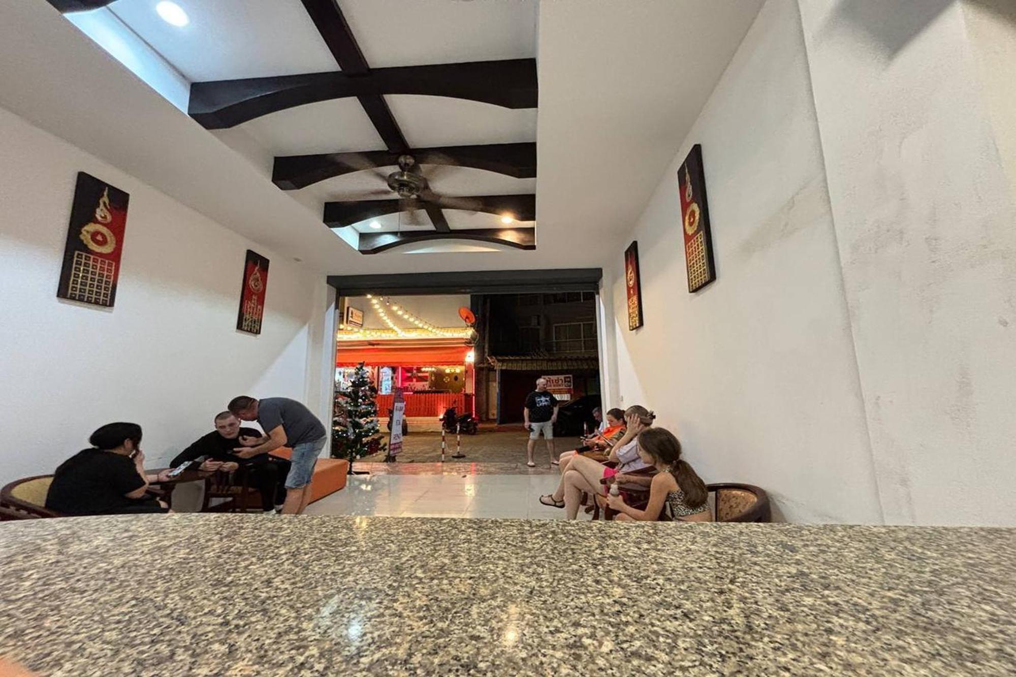 Praew Mansion Kamala Beach