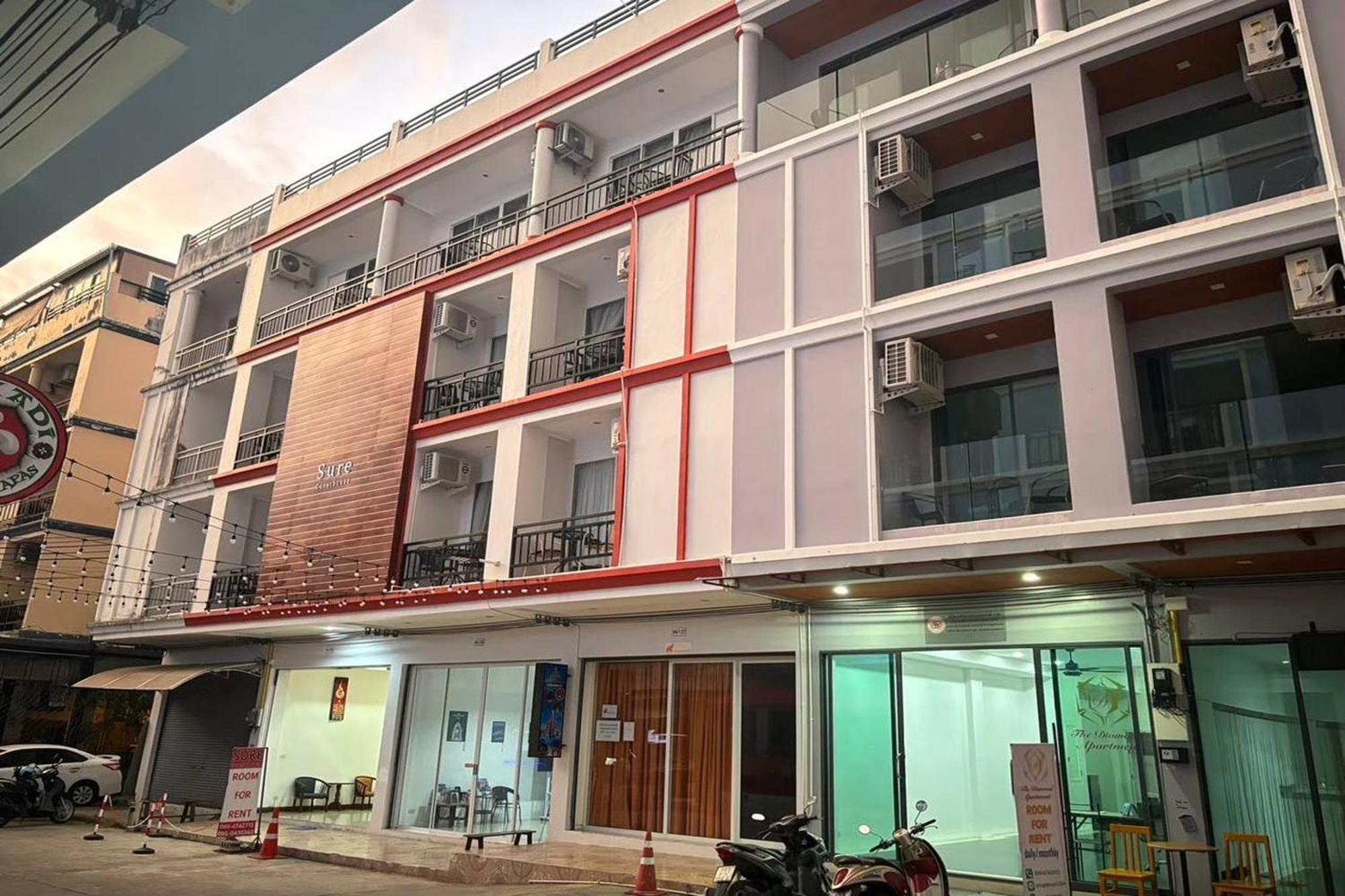 Praew Mansion Hotel Kamala Beach