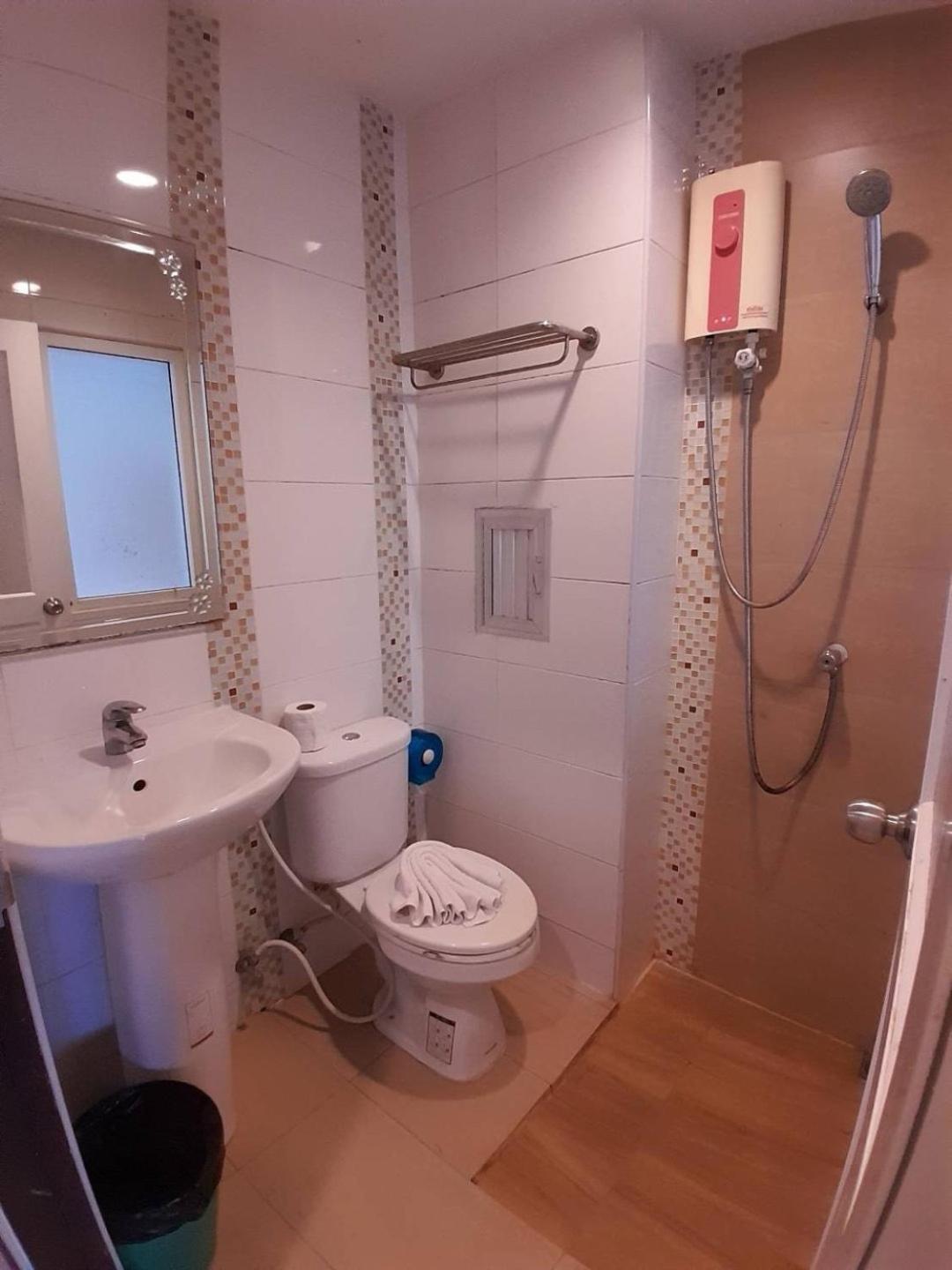 Cozy Hotel 3*