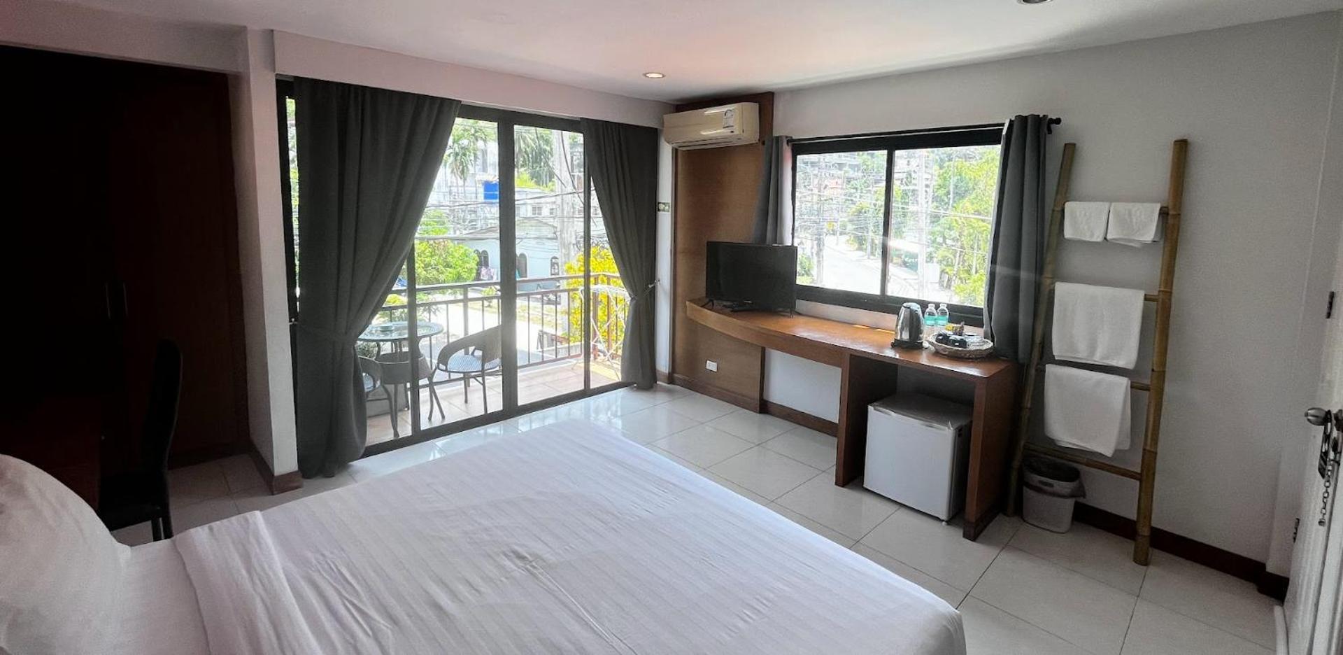 Coco Mountain View Hotel 3*