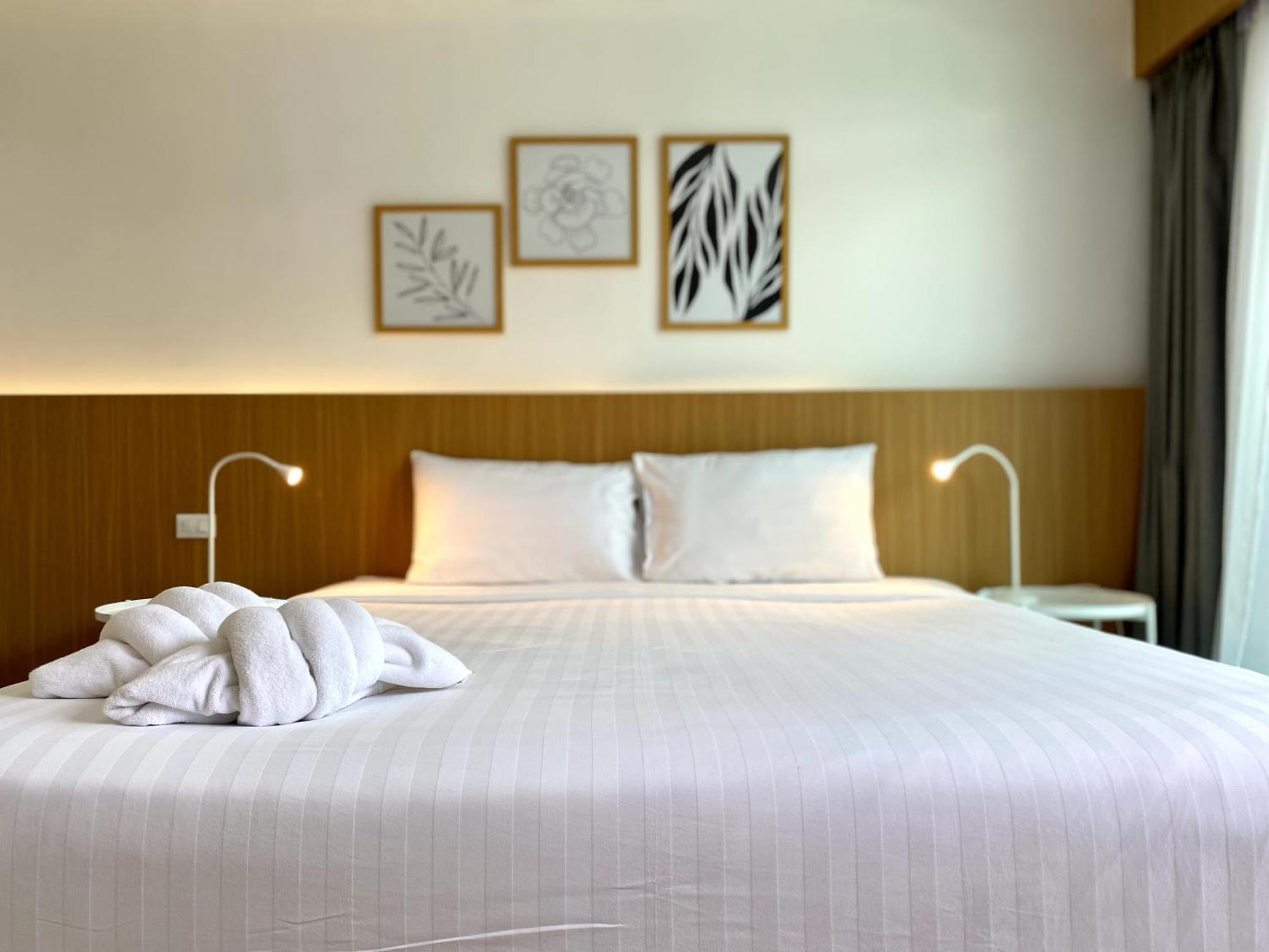 Hotel Xen Pool Access 3*