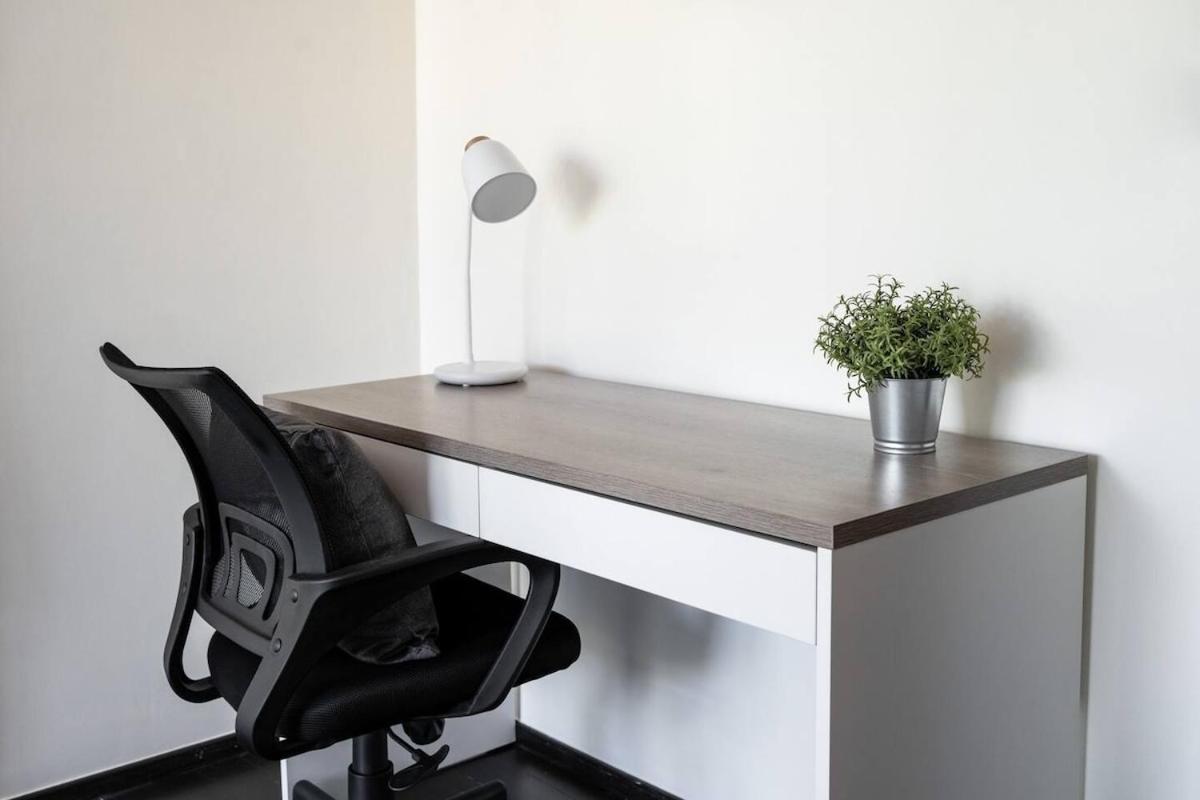 Apartment Modern At The Title By Lofty