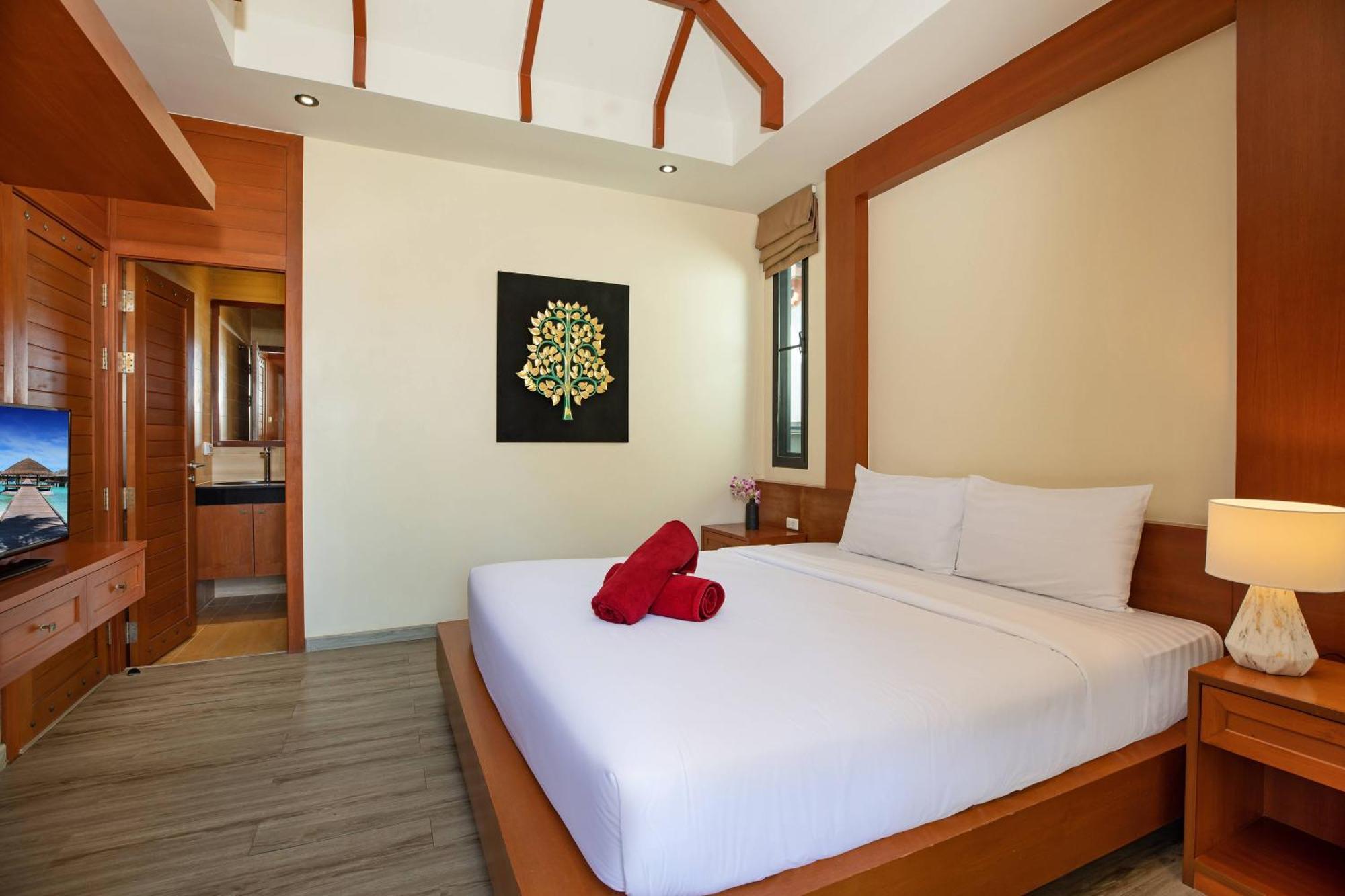 Tropical 2br Pool 3d12 In Gated Vip Villa Rawai