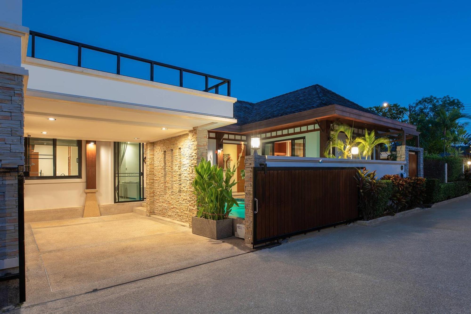 Tropical 2br Pool 3d12 In Gated Vip Villa