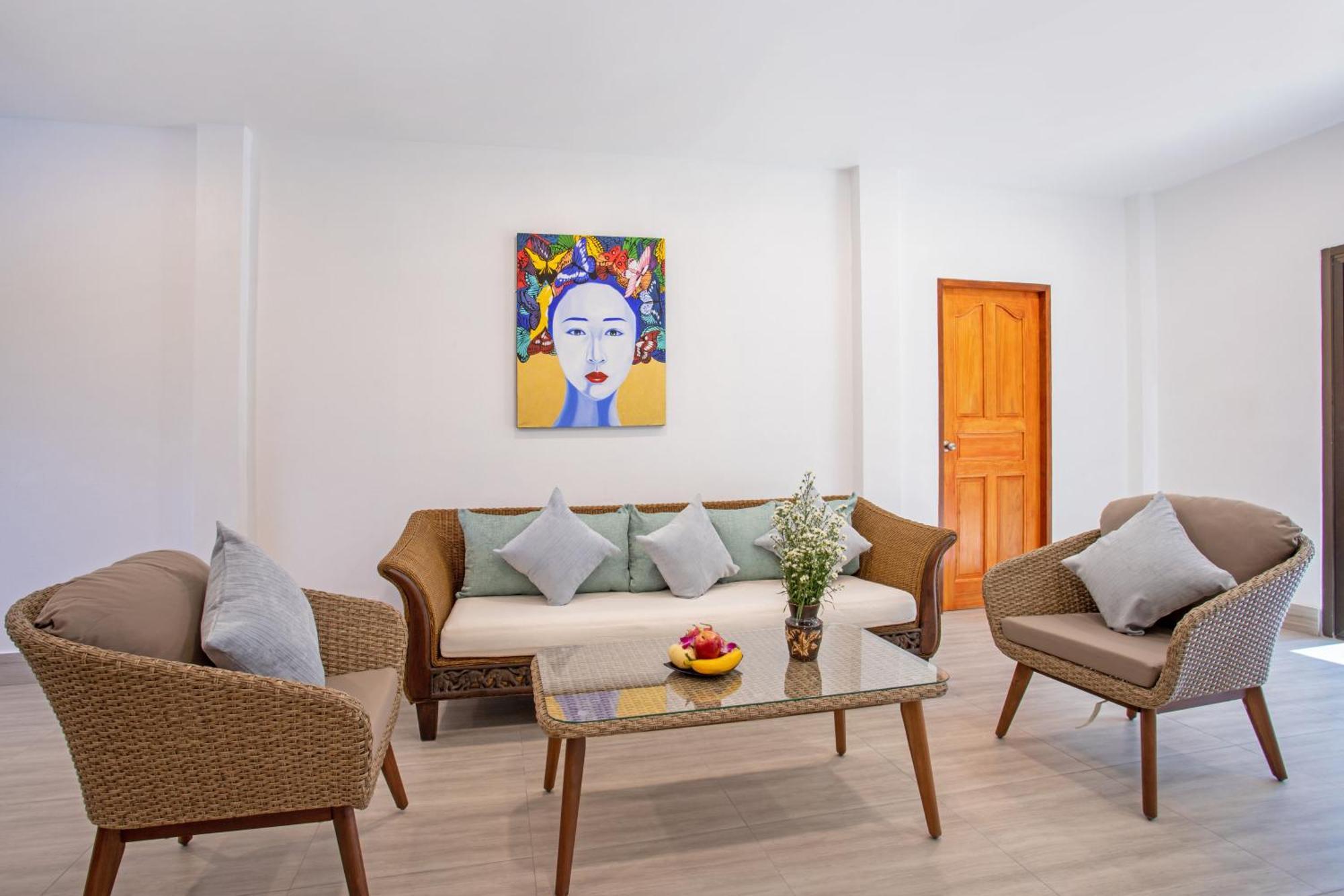 Villa Spacious Family 5br Nikkie 3, Big Garden & Pool