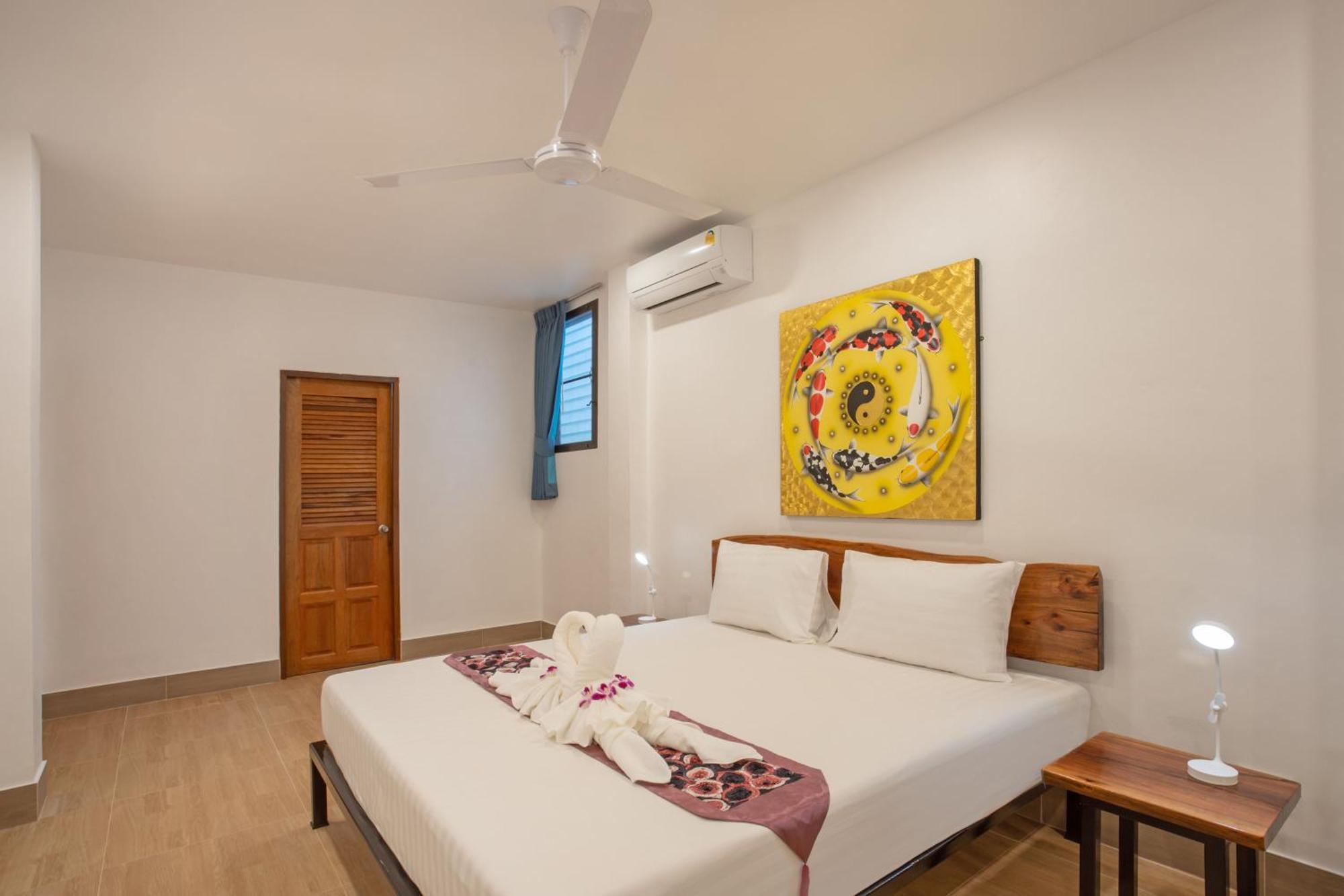 Villa Spacious Family 5br Nikkie 3, Big Garden & Pool Nai Harn