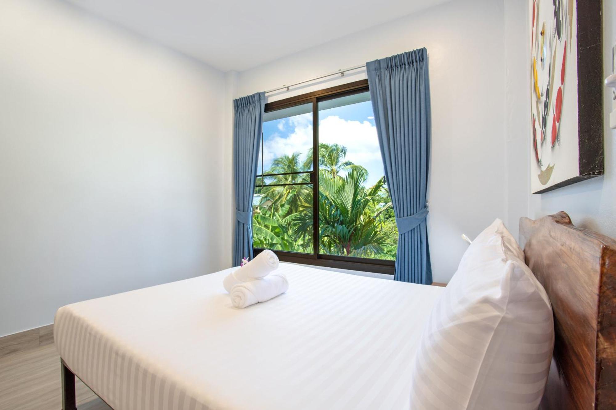 Villa Spacious Family 5br Nikkie 3, Big Garden & Pool Nai Harn