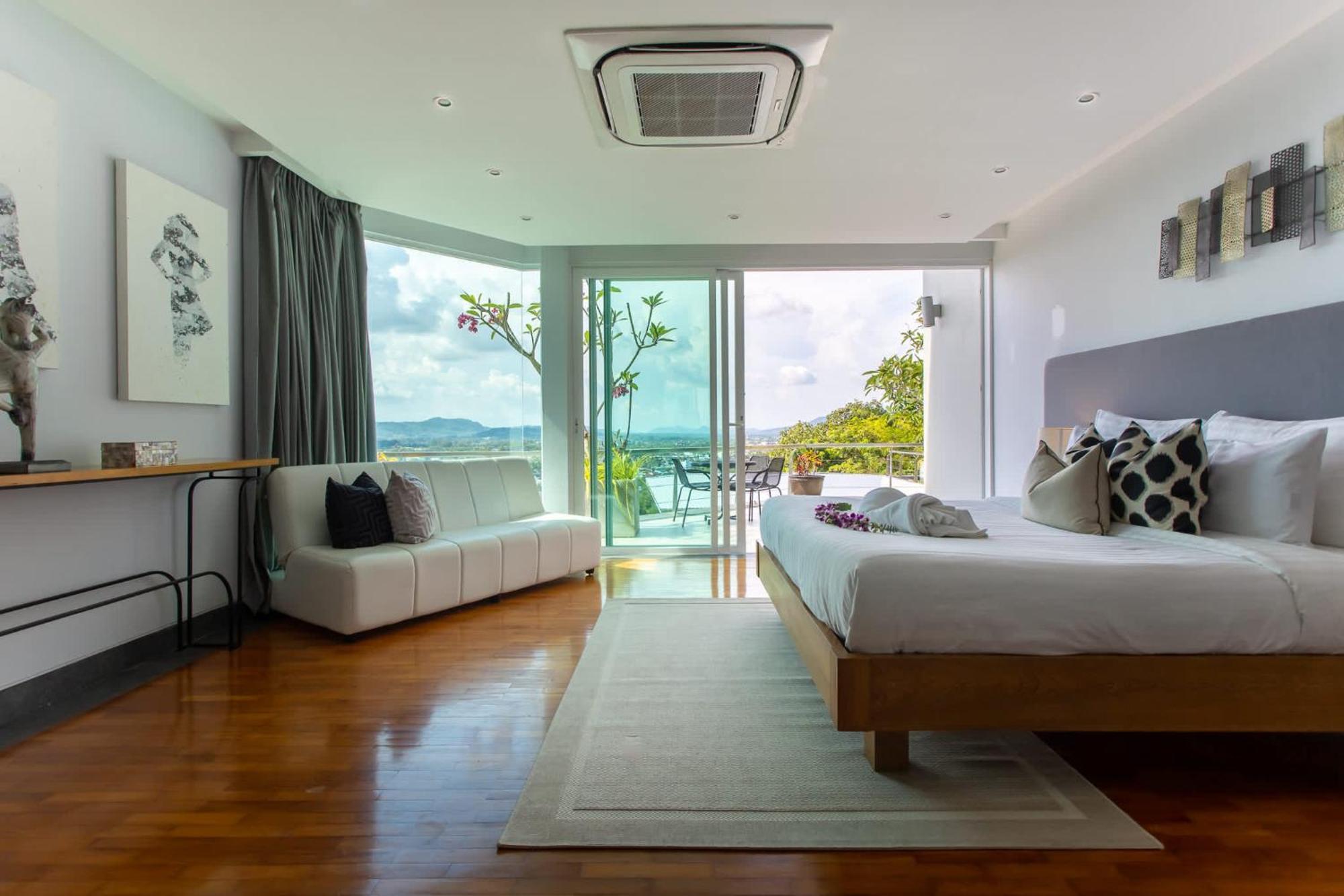 Villa Seaview 10 Bedroom Bangtao Area Phuket