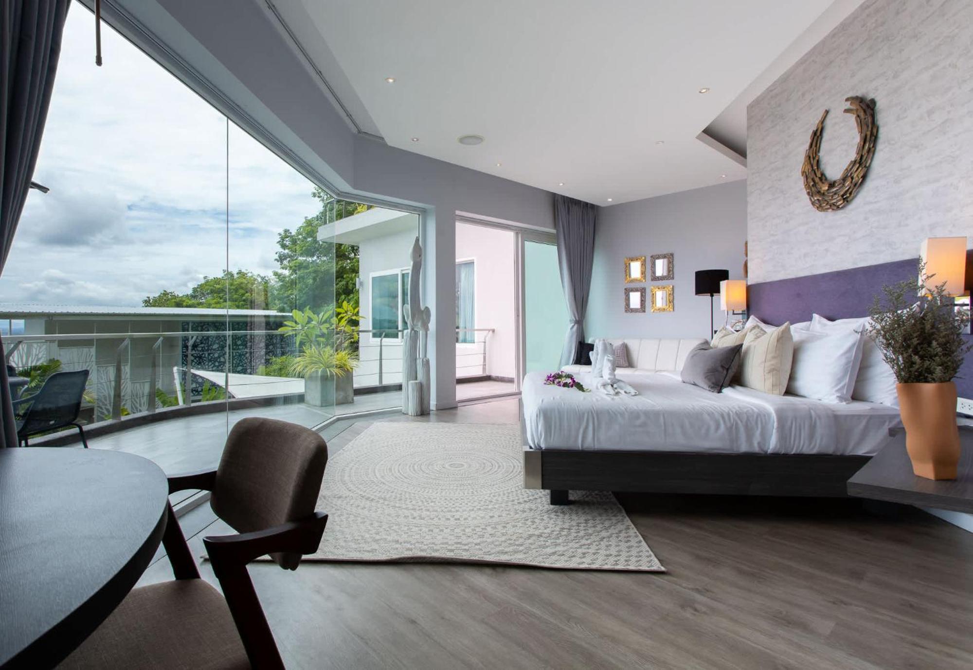 Seaview 10 Bedroom Bangtao Area Phuket