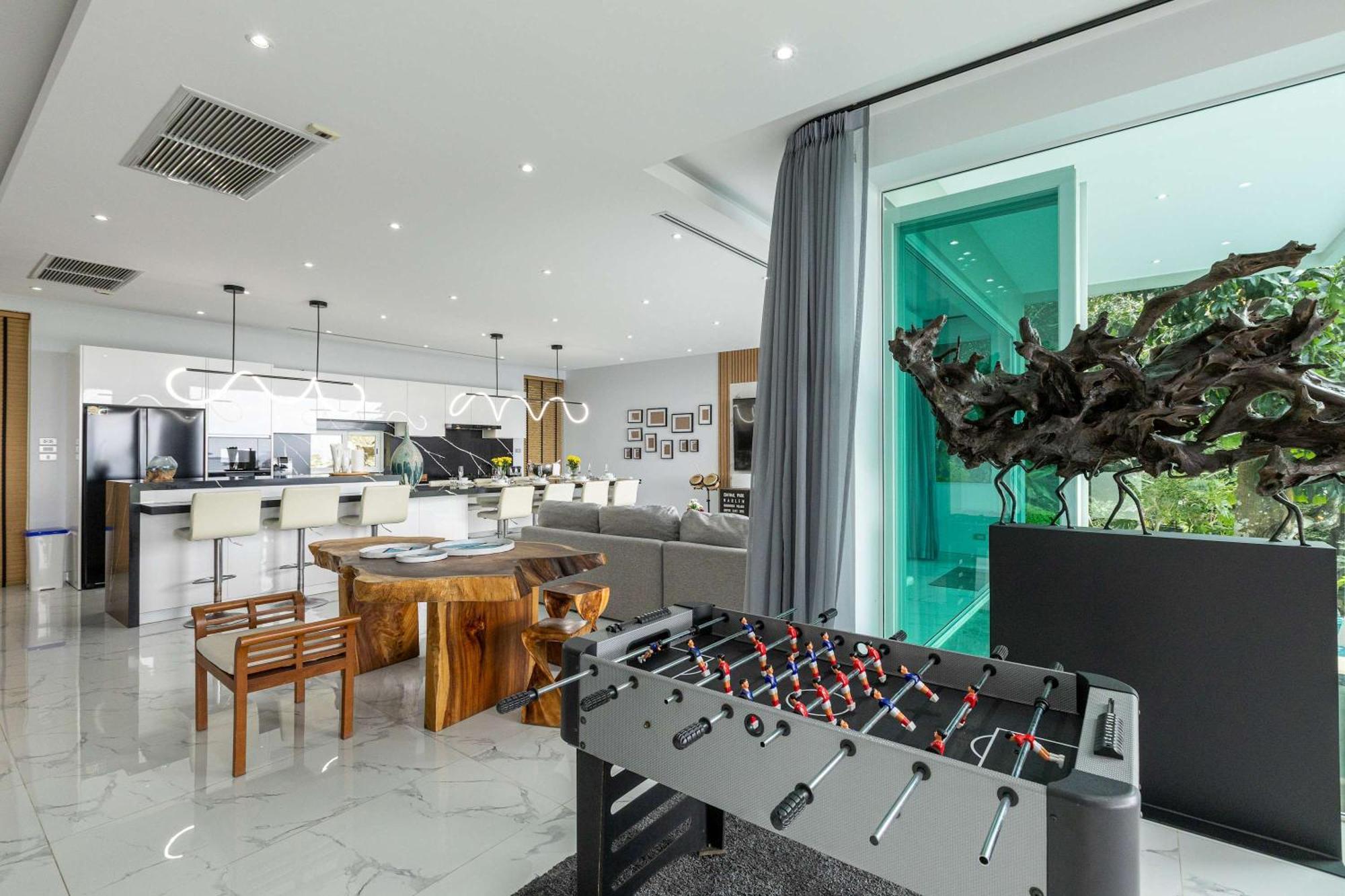 Seaview 10 Bedroom Bangtao Area * Phuket