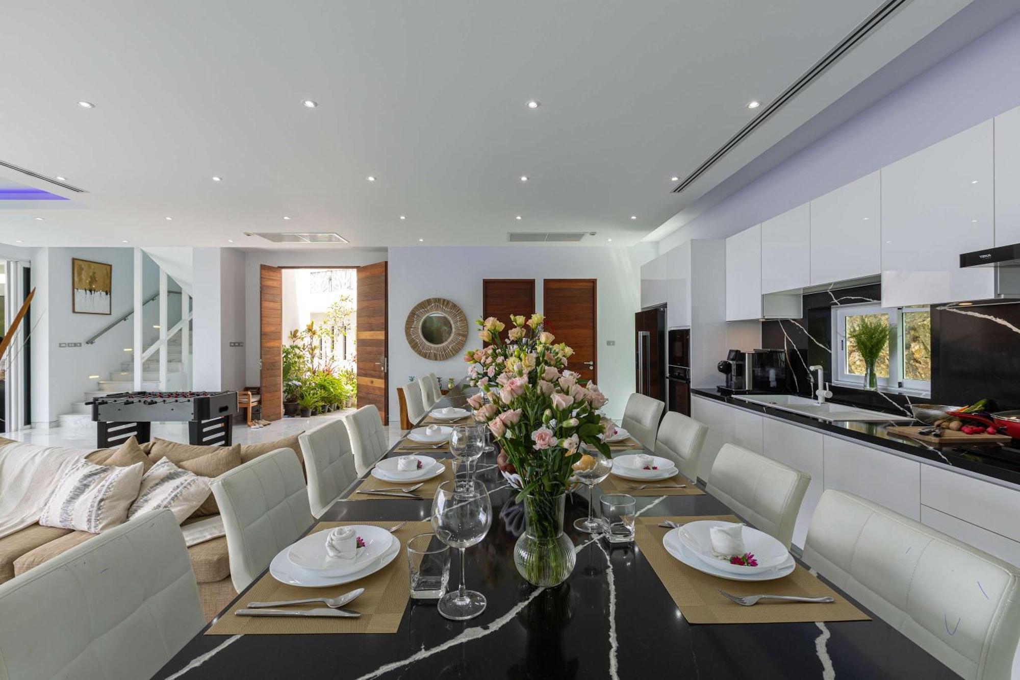 Villa Seaview 10 Bedroom Bangtao Area Phuket