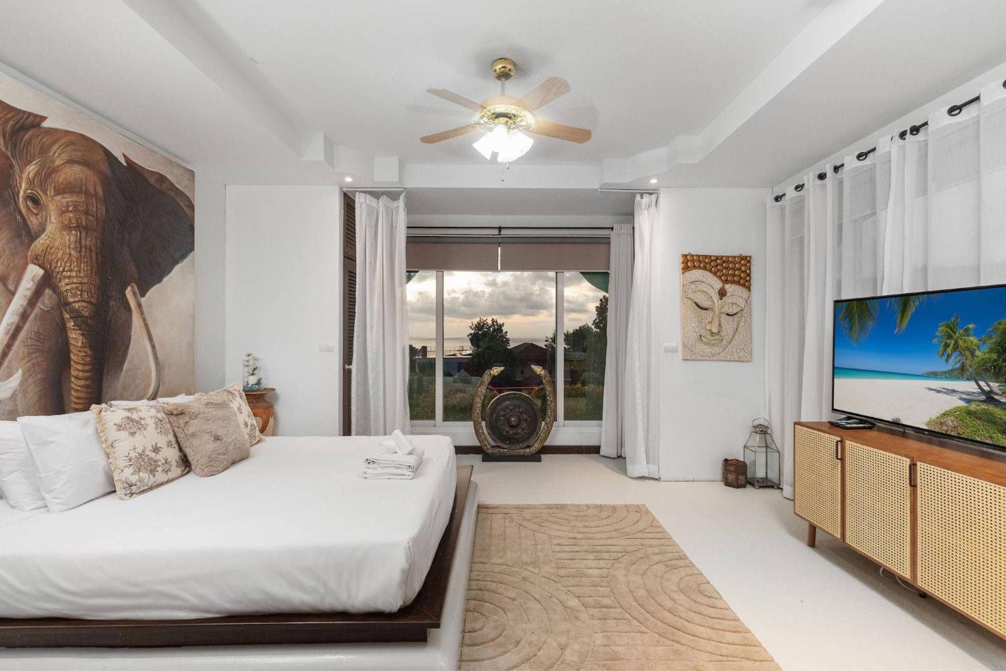Villa Spectacular Ocean Views 8br Pool Sawan In Patong! Relax & Play - Billiard, Table Football, Gym & Sauna! *