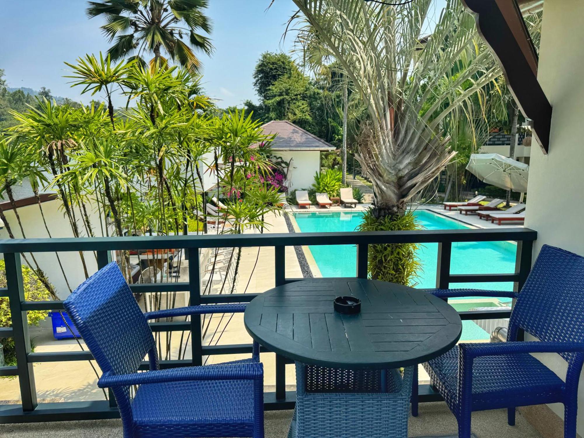 Serenity Lakeside Hotel 3*
