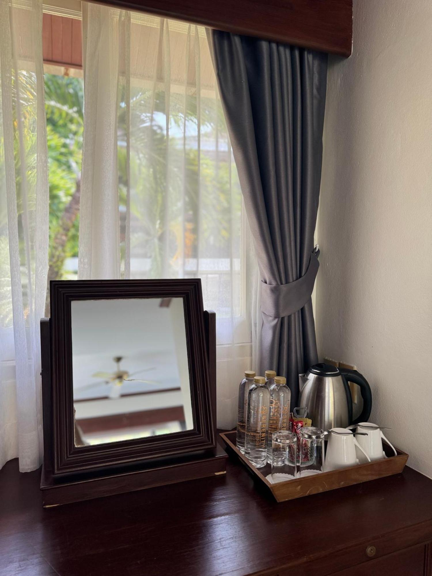 Serenity Lakeside Hotel