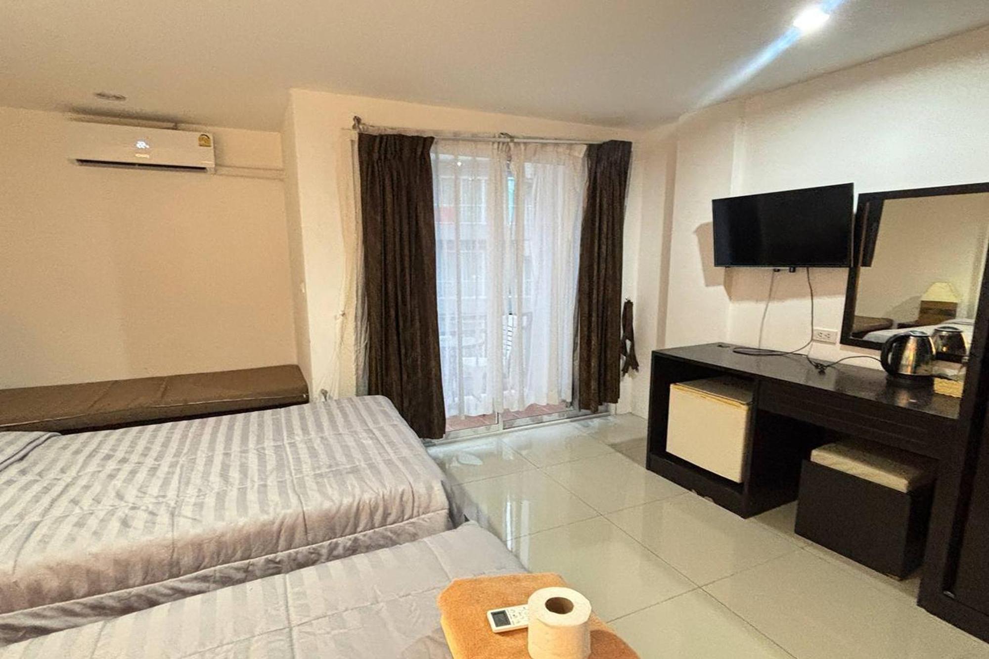 Praew Mansion 2*