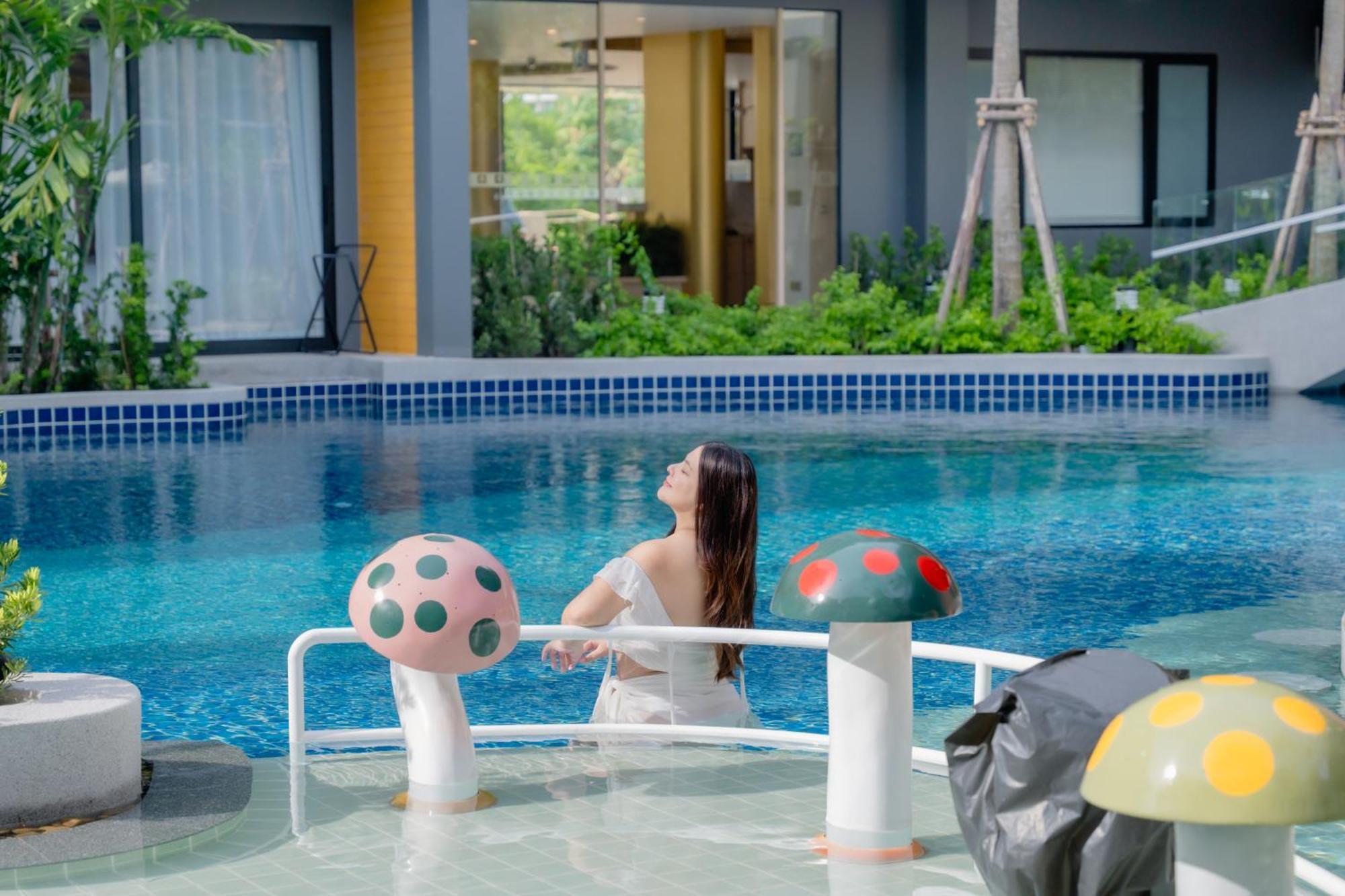 Wyndham Garden Phuket Nai Thon Beach