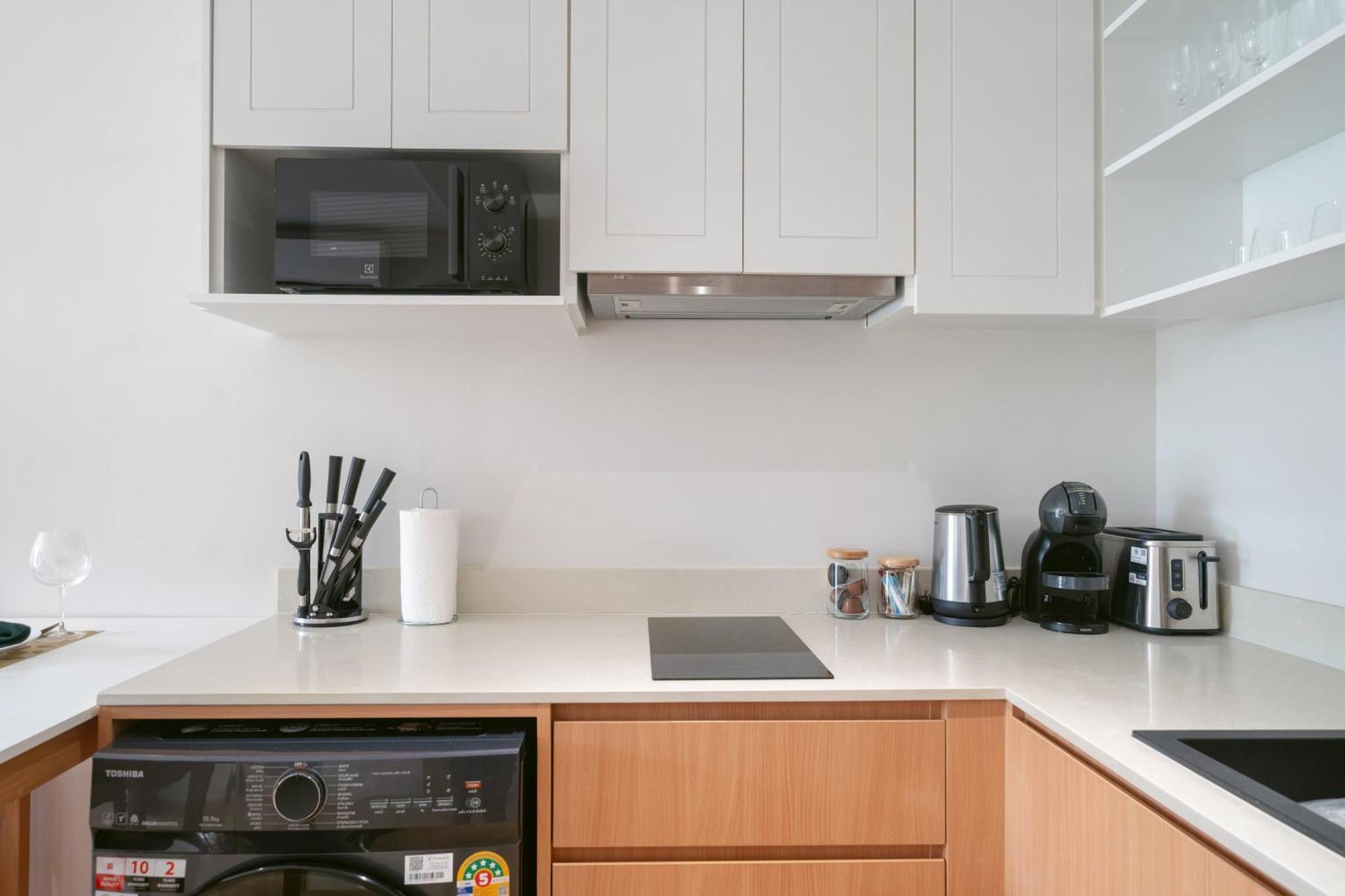 Apartment Laguna Beachside Residences Apartamens, Walking Distance To The Sea *