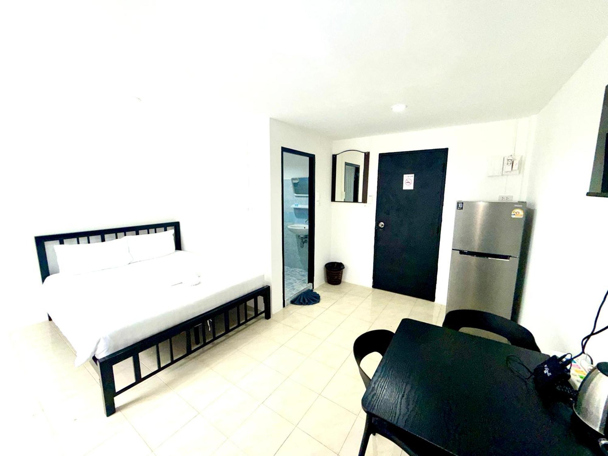 Canal 312 Apartment Patong
