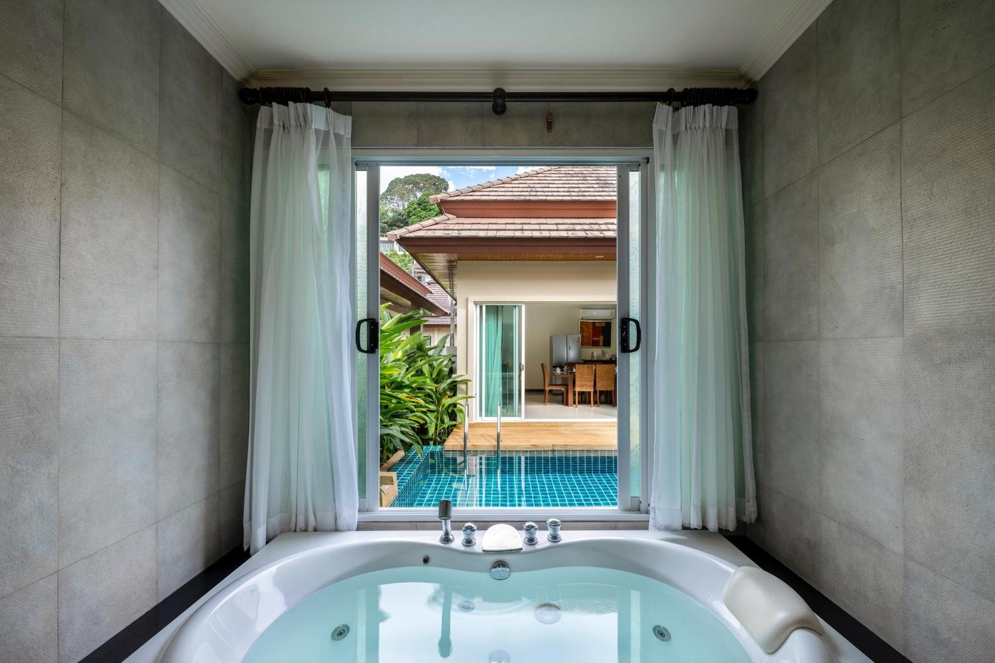 Prima Karon Villa