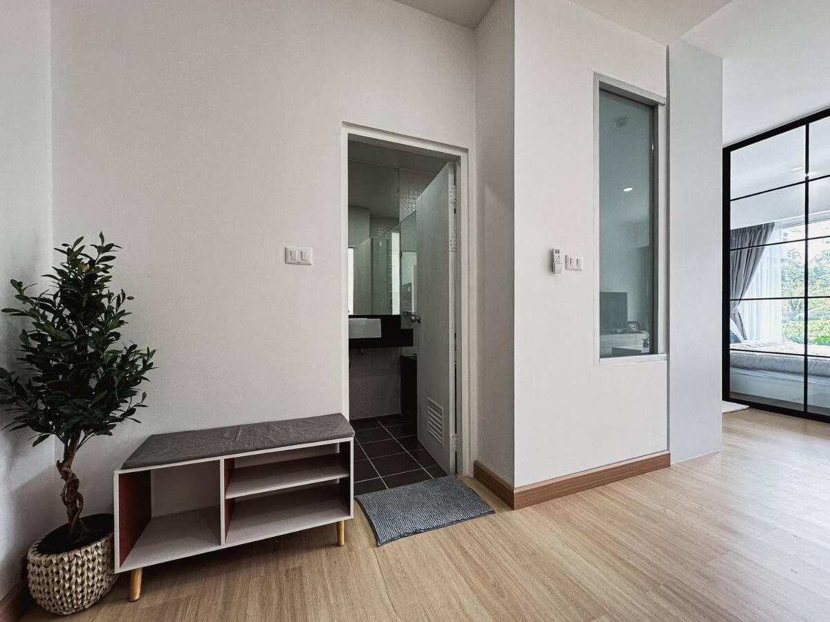 Beautiful With Modern Renovation On Karon