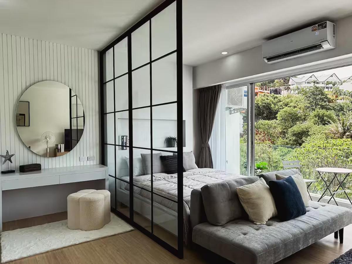 Beautiful With Modern Renovation On