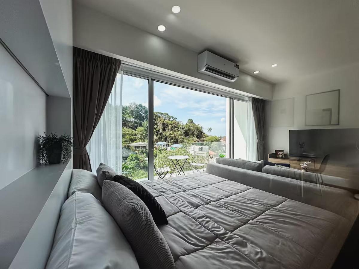 Apartment Beautiful With Modern Renovation On Karon