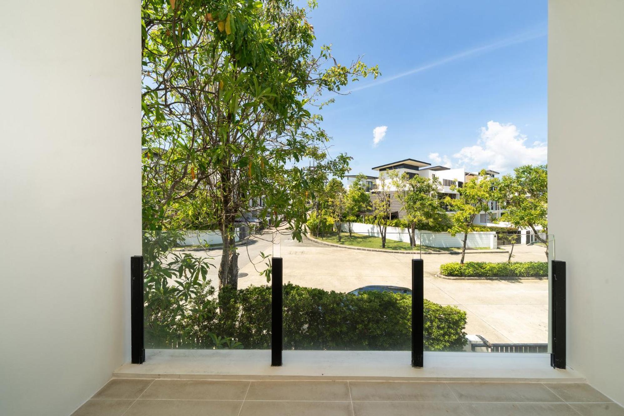Phuket With Rooftop Pool In Laguna Park Villa