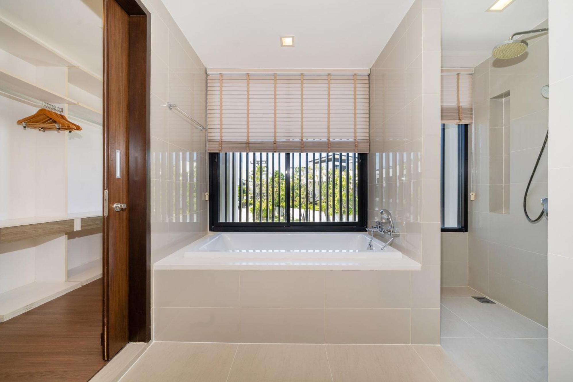 Villa Phuket With Rooftop Pool In Laguna Park Thalang