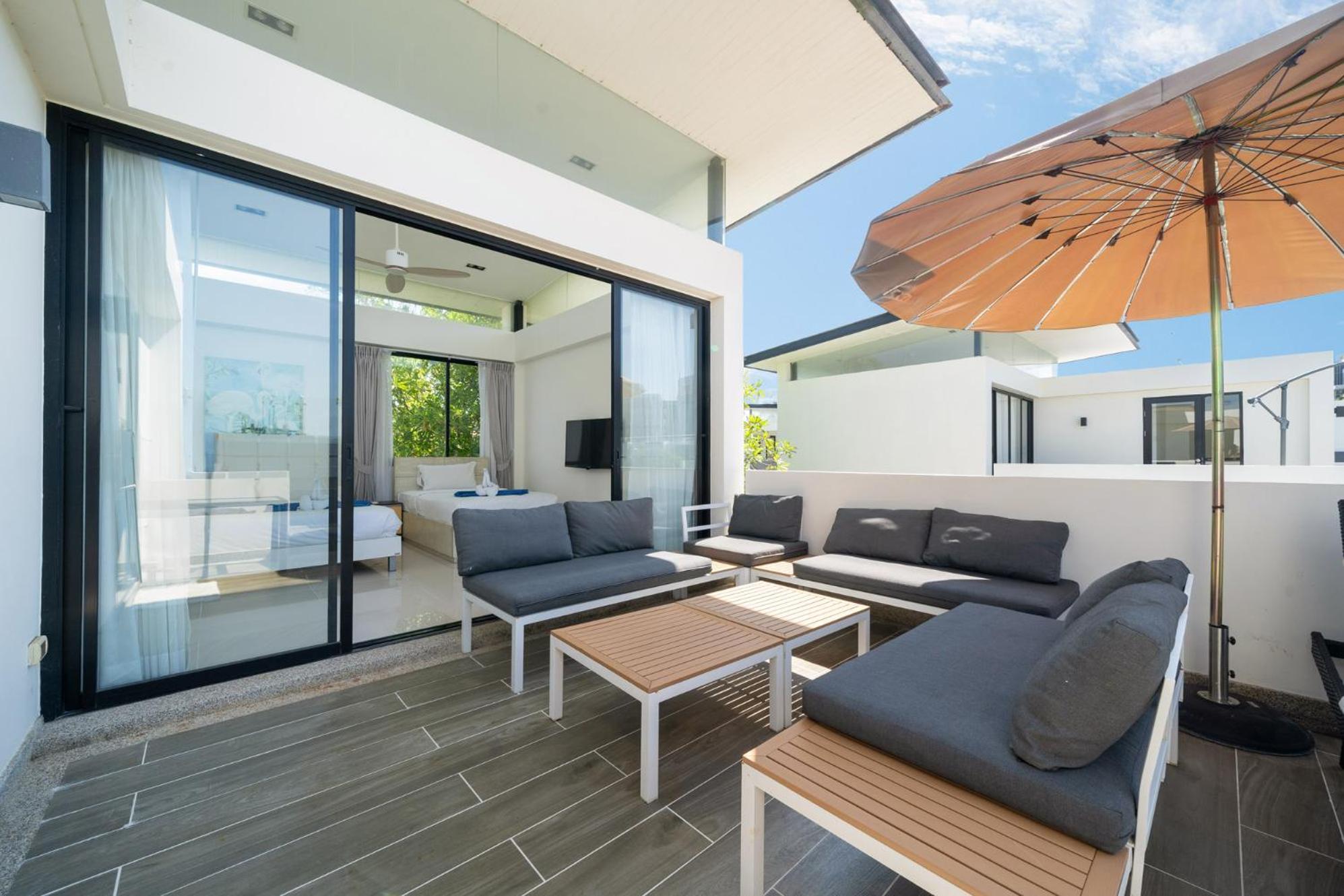 Phuket With Rooftop Pool In Laguna Park Villa *
