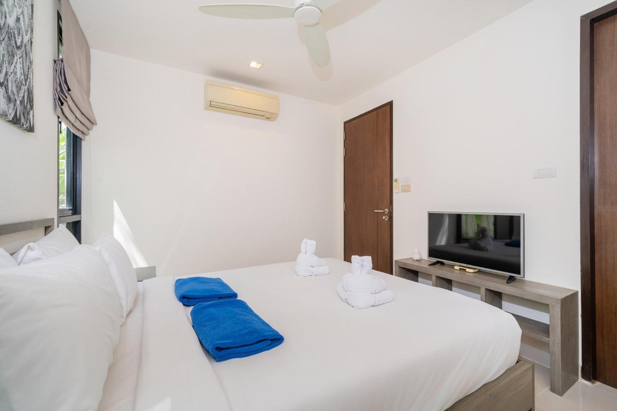 Phuket With Rooftop Pool In Laguna Park Villa *