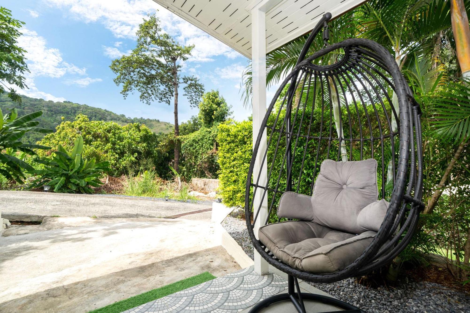 Villa Oxavia Garden Oasis In Nai Harn - Your Private Tropical Garden With 3 And Jacuzzi *