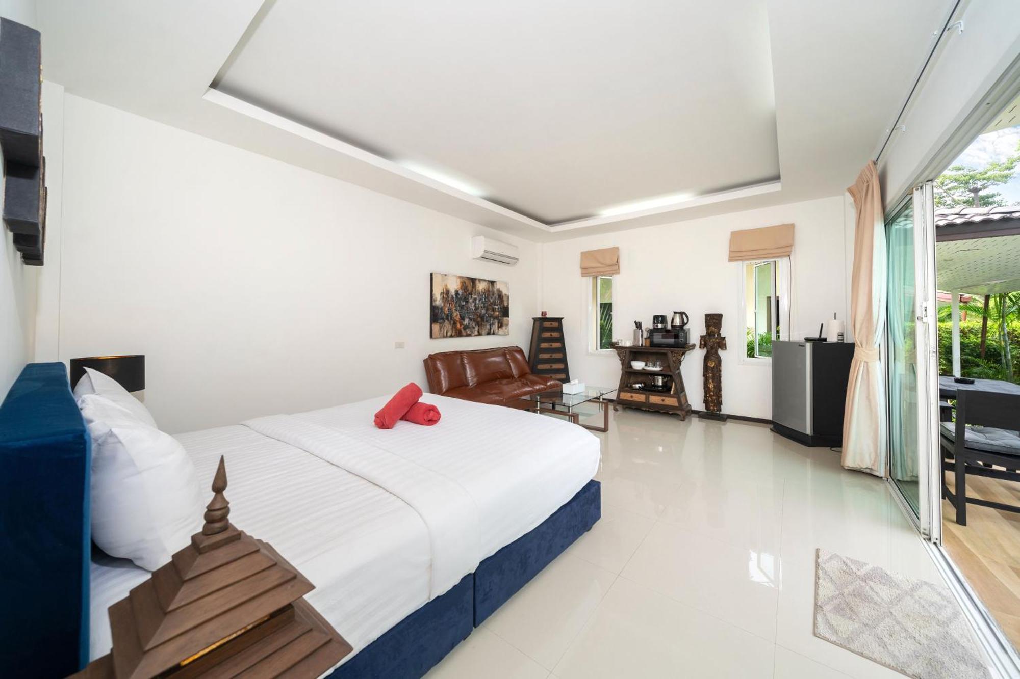 Oxavia Garden Oasis In Nai Harn - Your Private Tropical Garden With 3 And Jacuzzi Villa Rawai