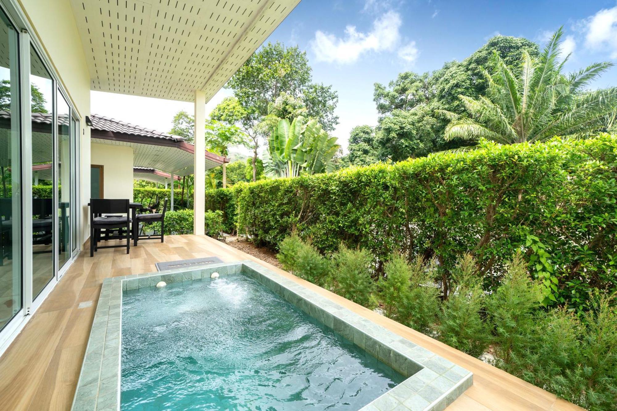 Oxavia Garden Oasis In Nai Harn - Your Private Tropical Garden With 3 And Jacuzzi Villa Rawai