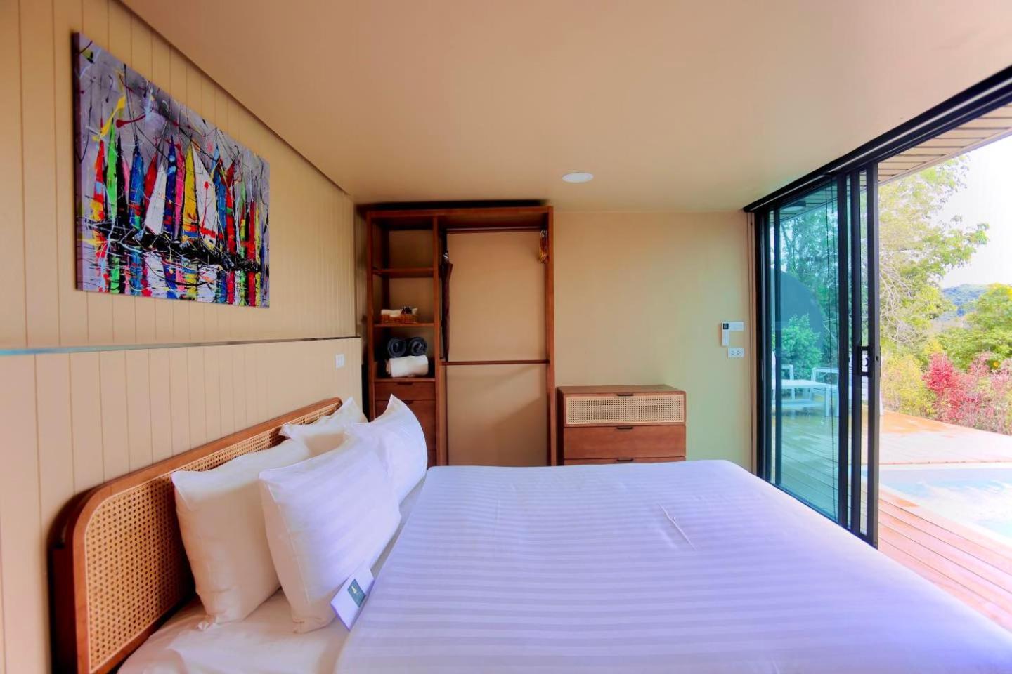 Akra Collection - Hideaway Hotel